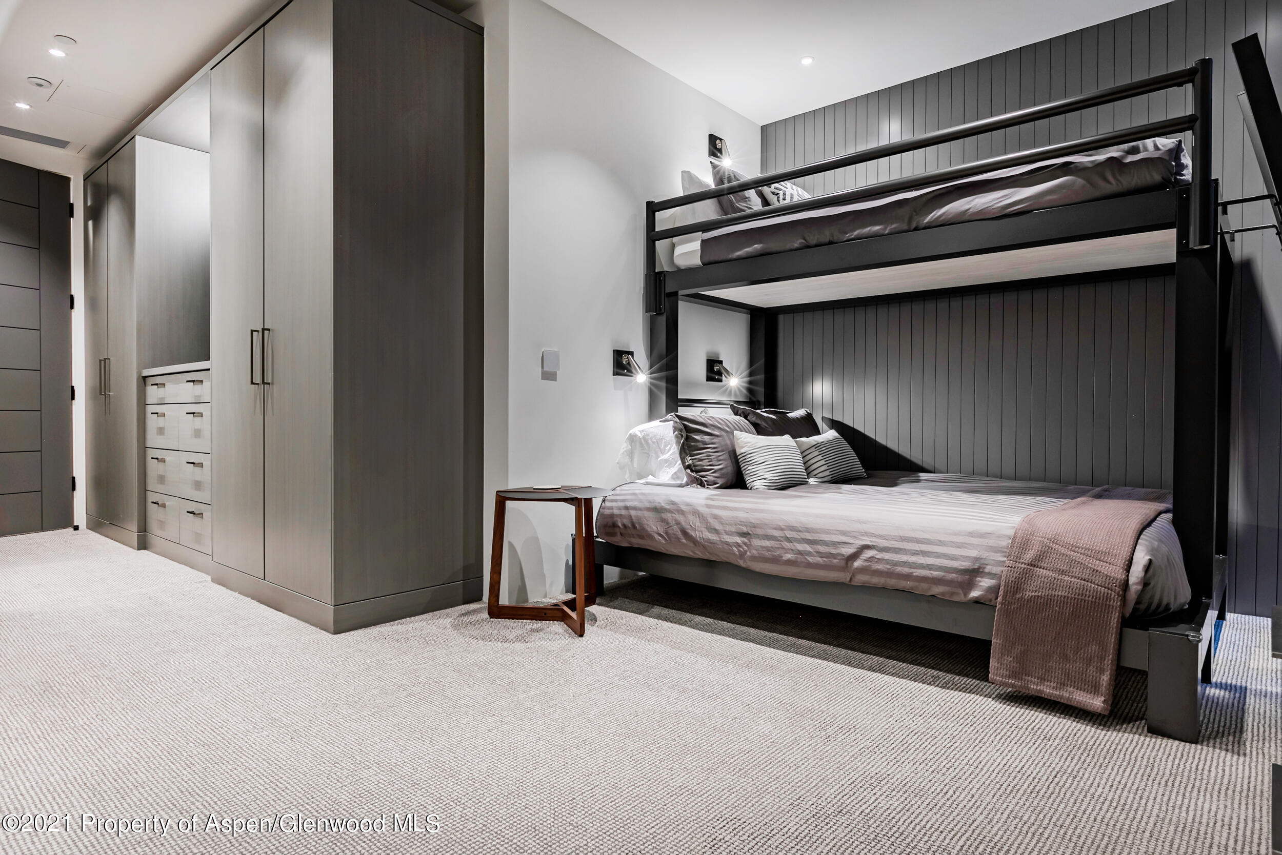 Aspen, Colorado 81611, United States, 4 Bedrooms Bedrooms, ,5 BathroomsBathrooms,Residential,Active,75556