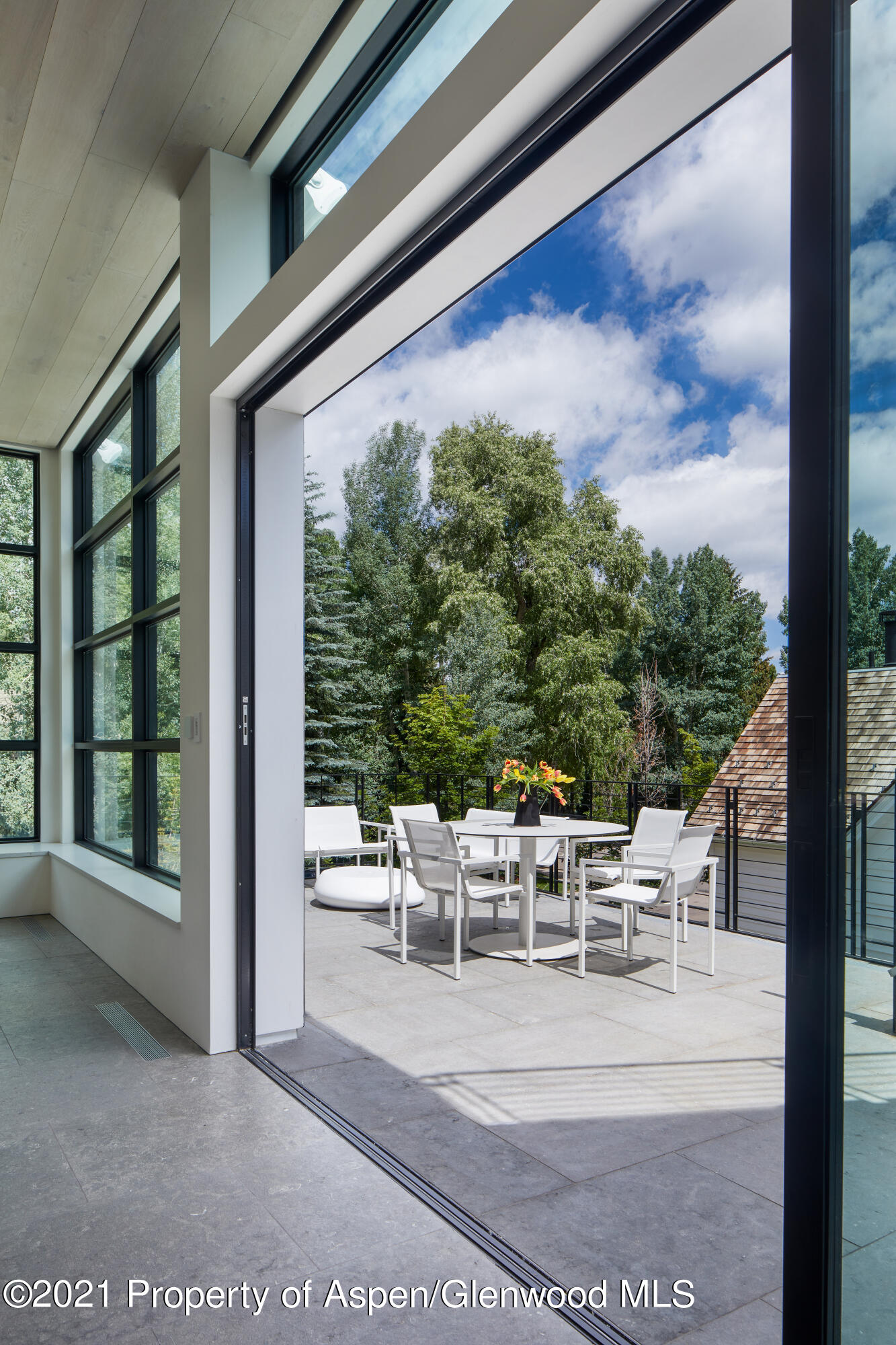 Aspen, Colorado 81611, United States, 4 Bedrooms Bedrooms, ,5 BathroomsBathrooms,Residential,Active,75556