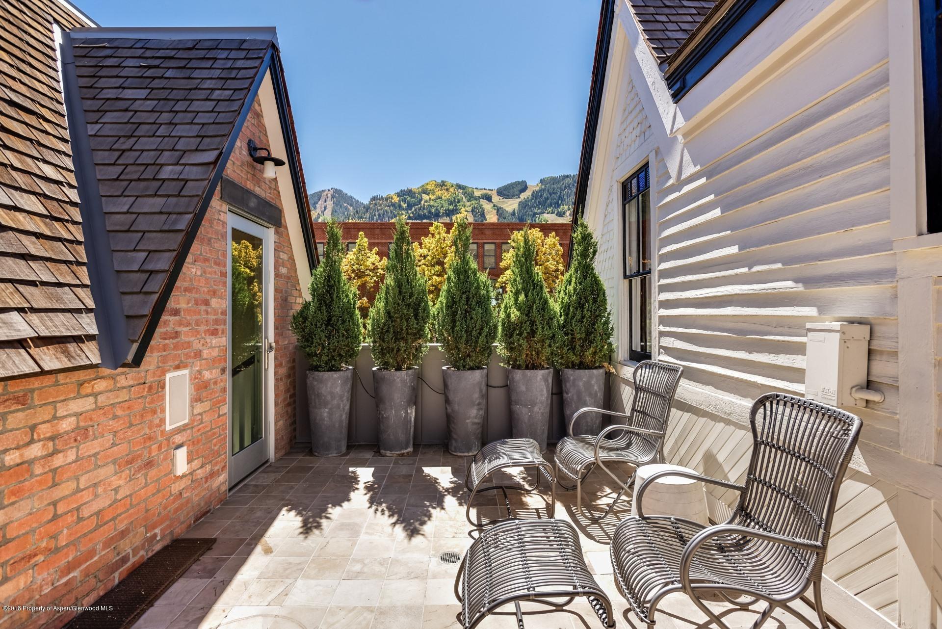 Aspen, Colorado 81611, United States, 5 Bedrooms Bedrooms, ,6 BathroomsBathrooms,Residential,Active,75561