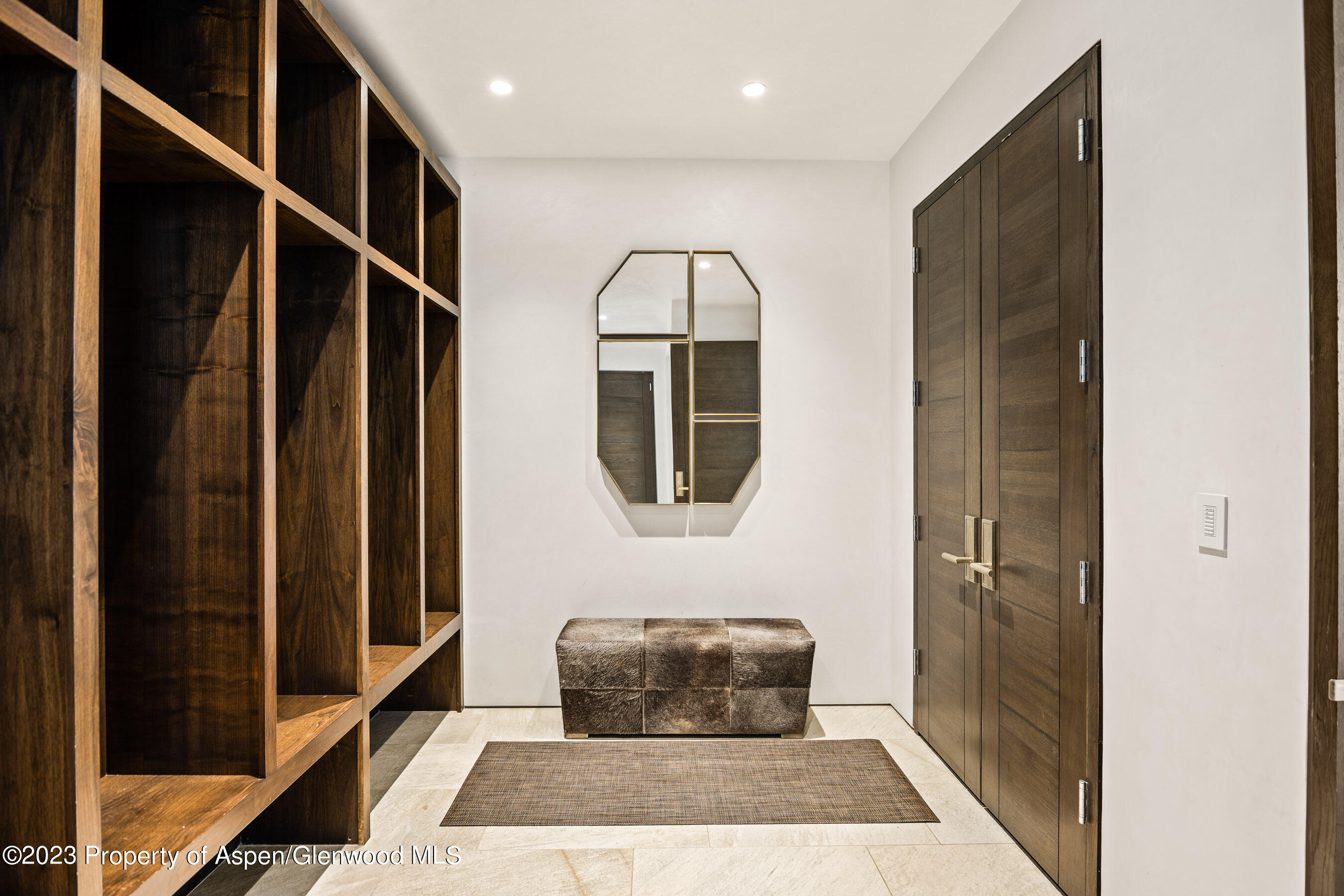 Aspen, Colorado 81611, United States, 6 Bedrooms Bedrooms, ,9 BathroomsBathrooms,Residential,Active,73018