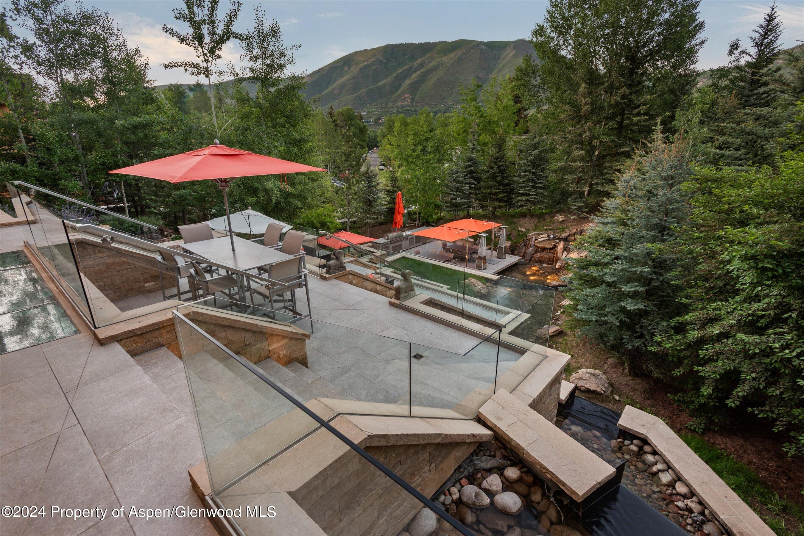 Aspen, Colorado 81611, United States, 6 Bedrooms Bedrooms, ,9 BathroomsBathrooms,Residential,Active,73018