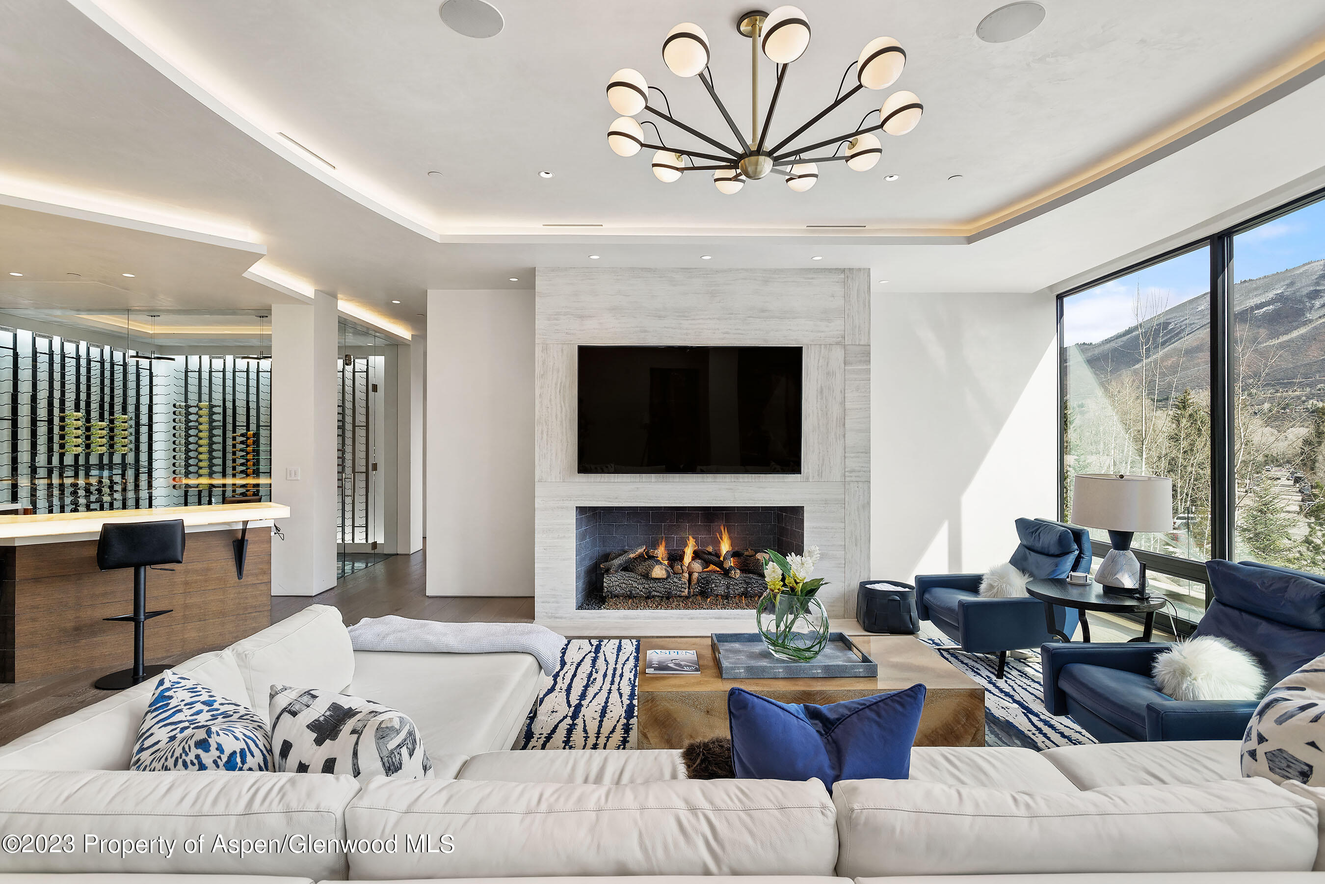 Aspen, Colorado 81611, United States, 6 Bedrooms Bedrooms, ,9 BathroomsBathrooms,Residential,Active,73018