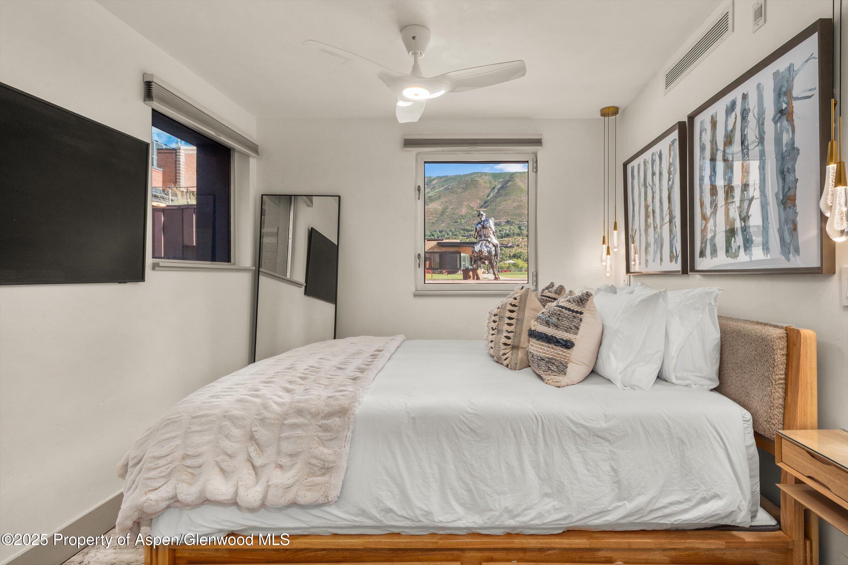 Aspen, Colorado 81611, United States, 1 Bedroom Bedrooms, ,1 BathroomBathrooms,Residential,Active,256212