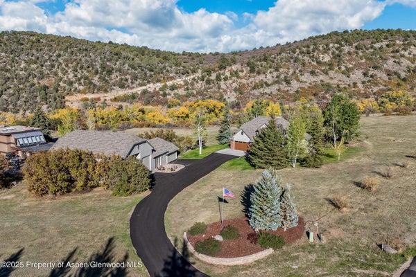 264 S OAK WAY, GLENWOOD SPRINGS, CO 81601 - Image d117e06d6a184e93fa13ffe7e7a7332b/1408350977