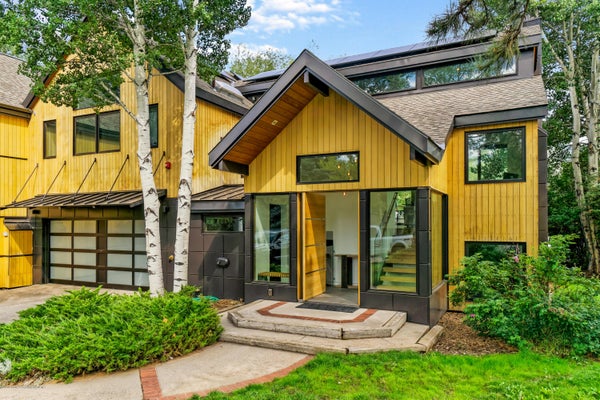 1250 SNOWBUNNY LN, ASPEN, CO 81611 - Image dbdd71ec78bcbb4e366b820d39e97638/3524325474