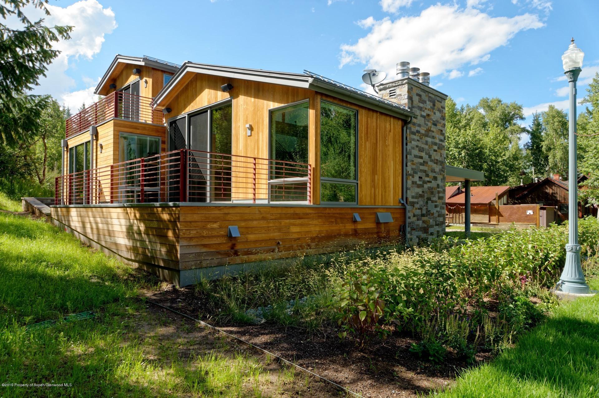 Aspen, Colorado 81611, United States, 3 Bedrooms Bedrooms, ,4 BathroomsBathrooms,Residential,Active,75560