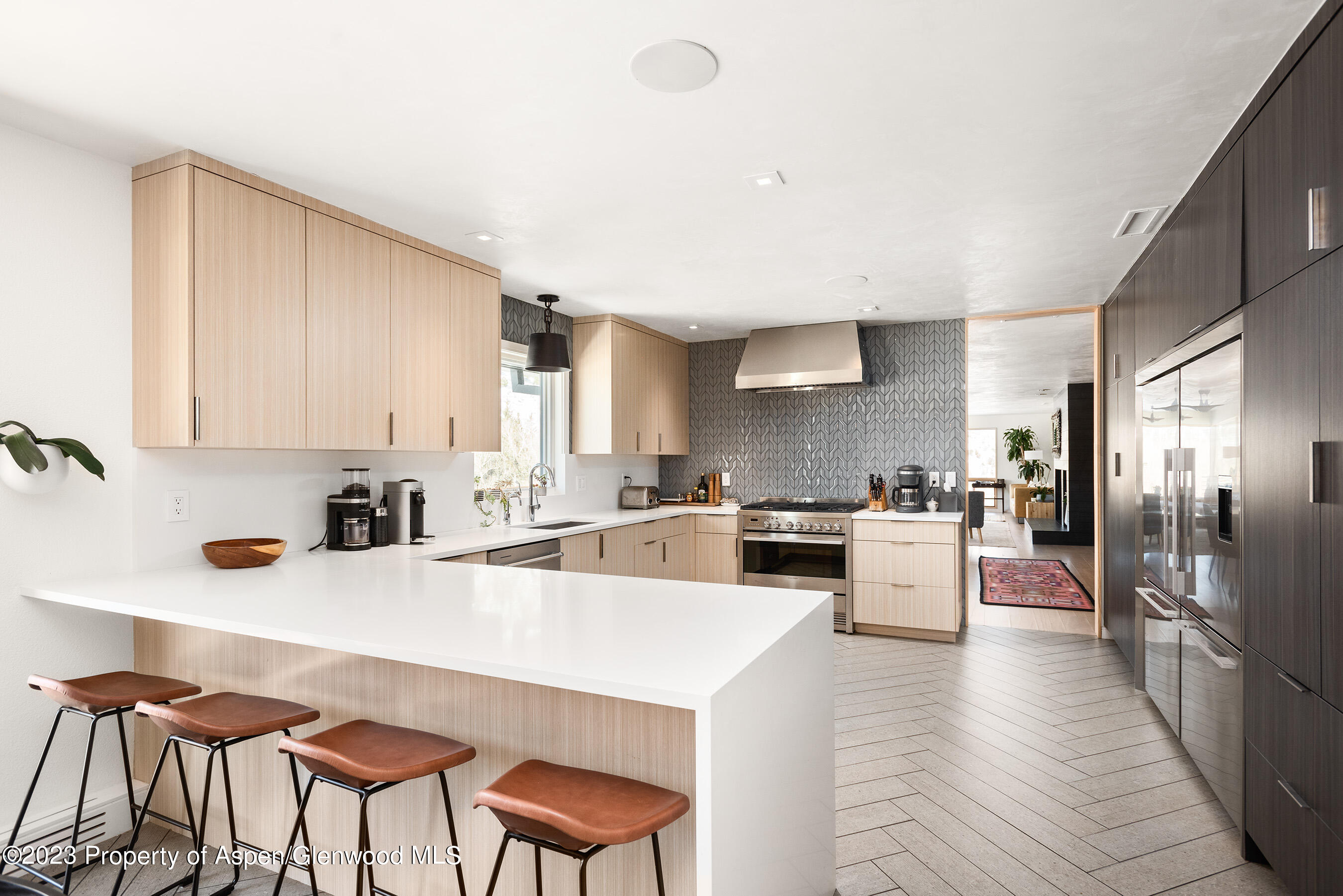 Snowmass, Colorado 81654, United States, 5 Bedrooms Bedrooms, ,5 BathroomsBathrooms,Residential,Active,74079