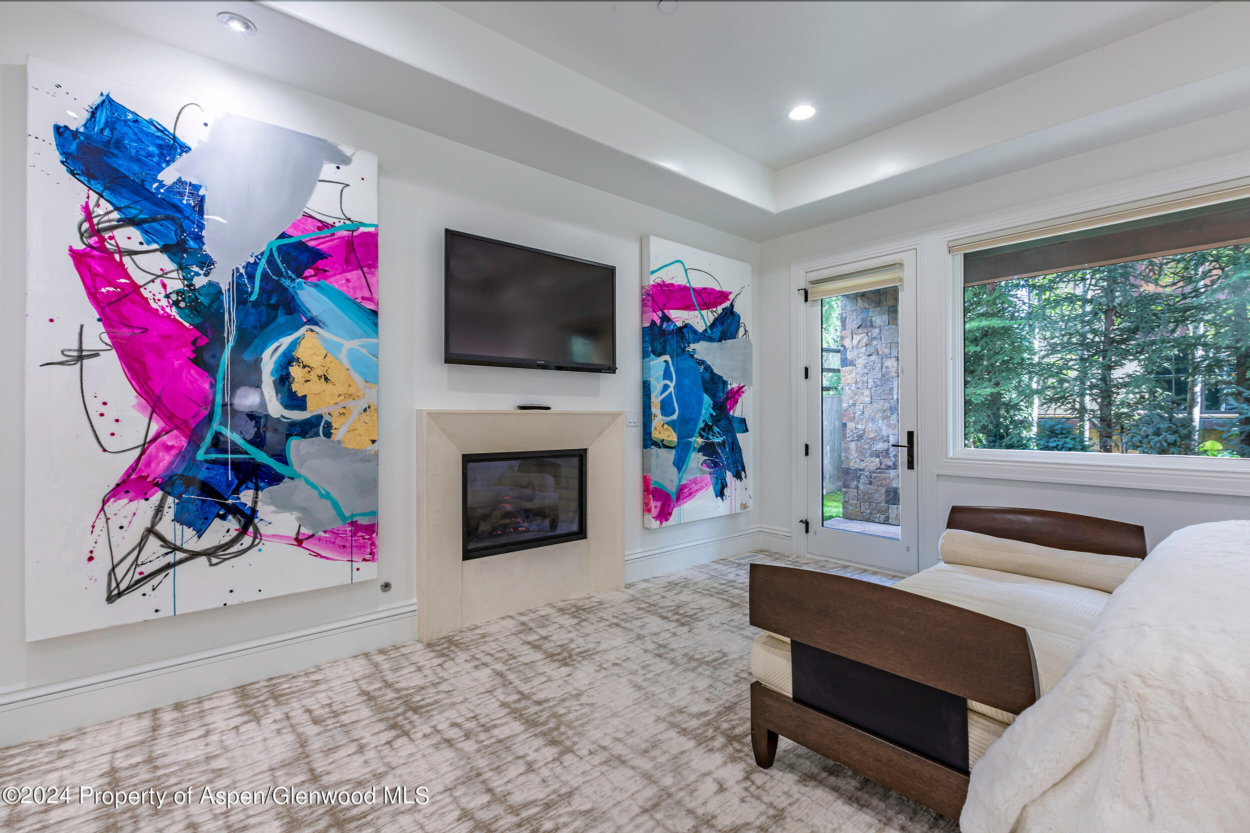 Aspen, Colorado 81611, United States, 4 Bedrooms Bedrooms, ,5 BathroomsBathrooms,Residential,Active,61059