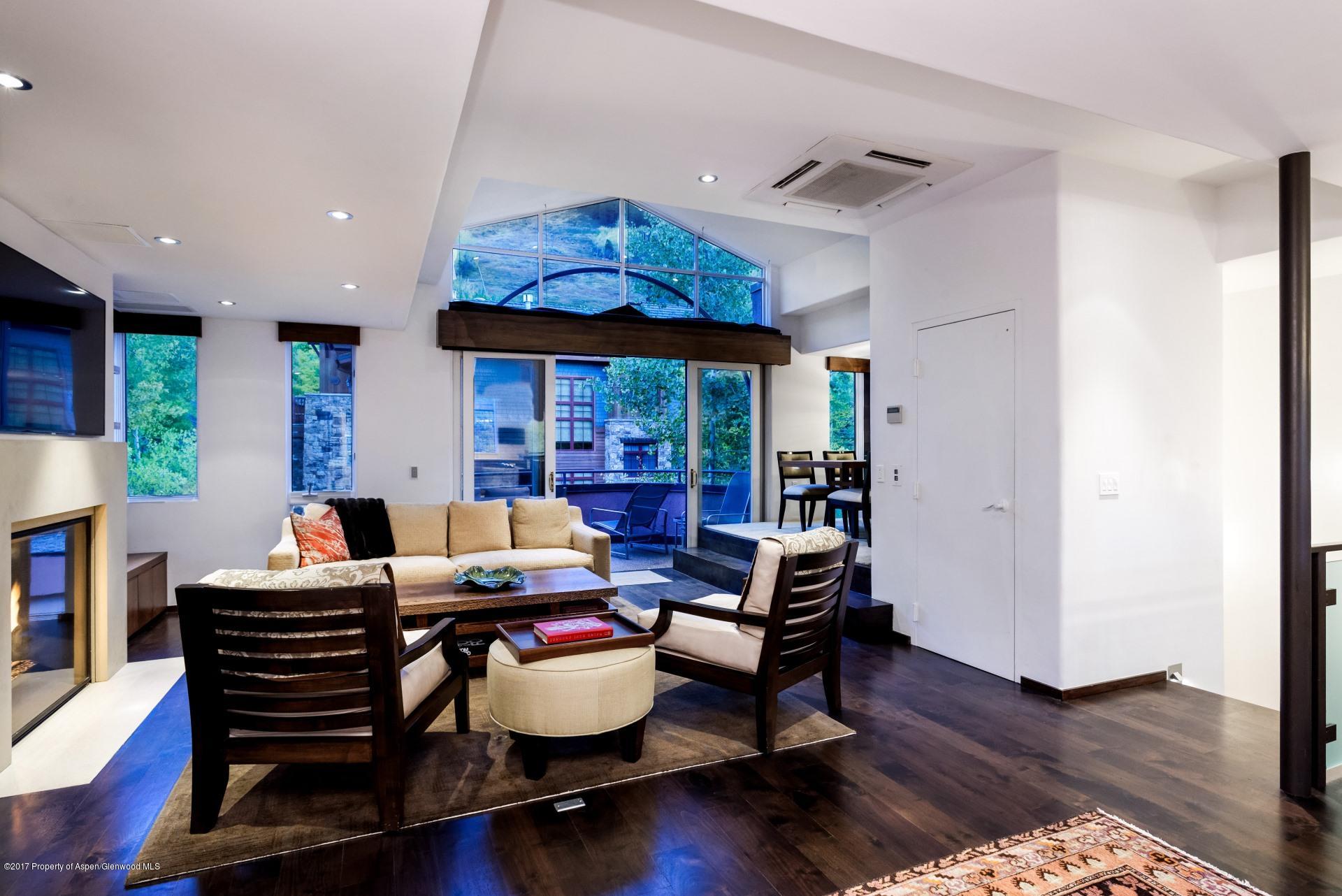 Aspen, Colorado 81611, United States, 3 Bedrooms Bedrooms, ,4 BathroomsBathrooms,Residential,Active,75567