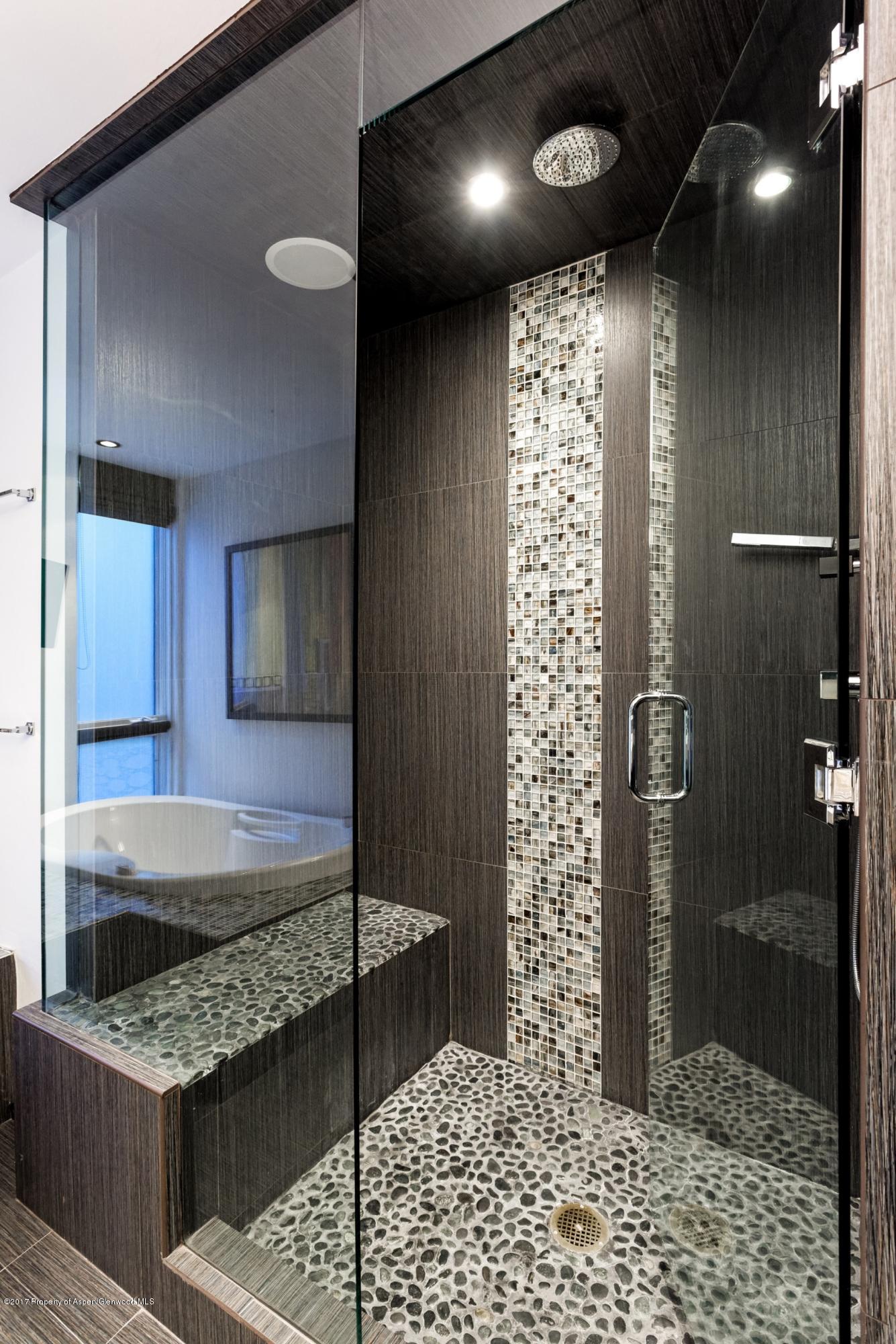 Aspen, Colorado 81611, United States, 3 Bedrooms Bedrooms, ,4 BathroomsBathrooms,Residential,Active,75567