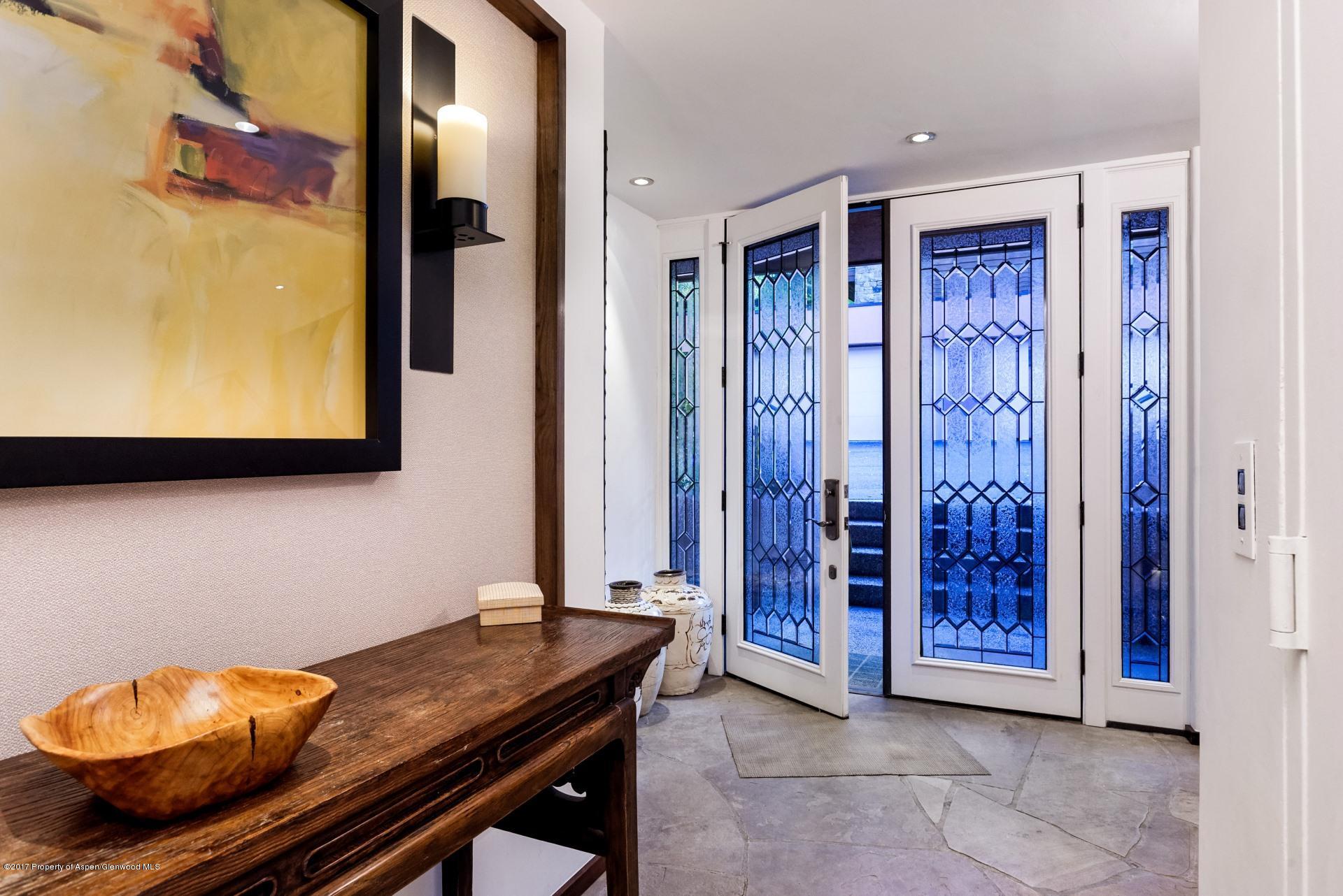 Aspen, Colorado 81611, United States, 3 Bedrooms Bedrooms, ,4 BathroomsBathrooms,Residential,Active,75567