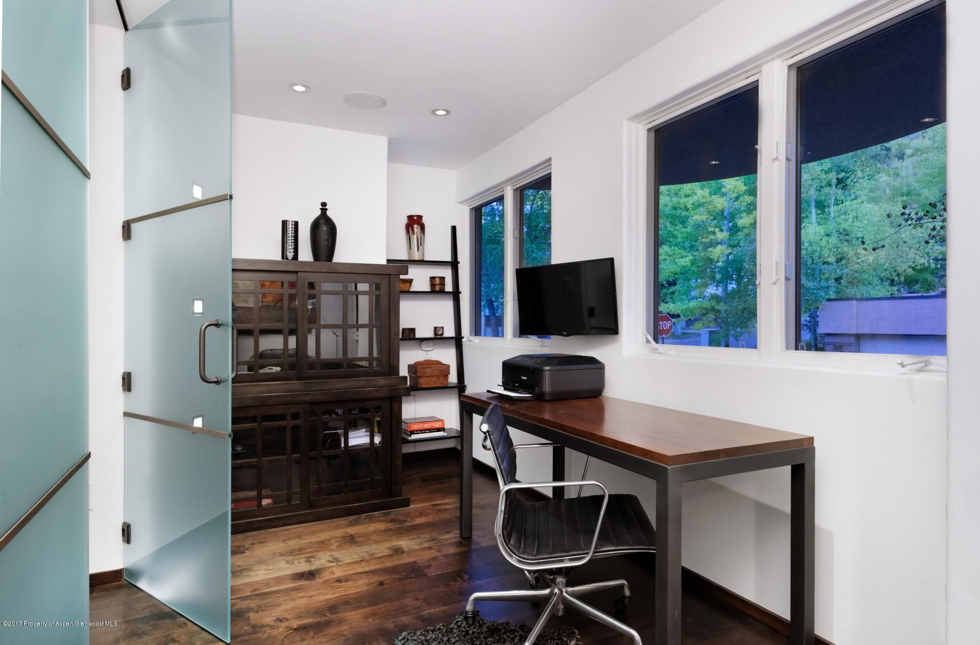 Aspen, Colorado 81611, United States, 3 Bedrooms Bedrooms, ,4 BathroomsBathrooms,Residential,Active,75567