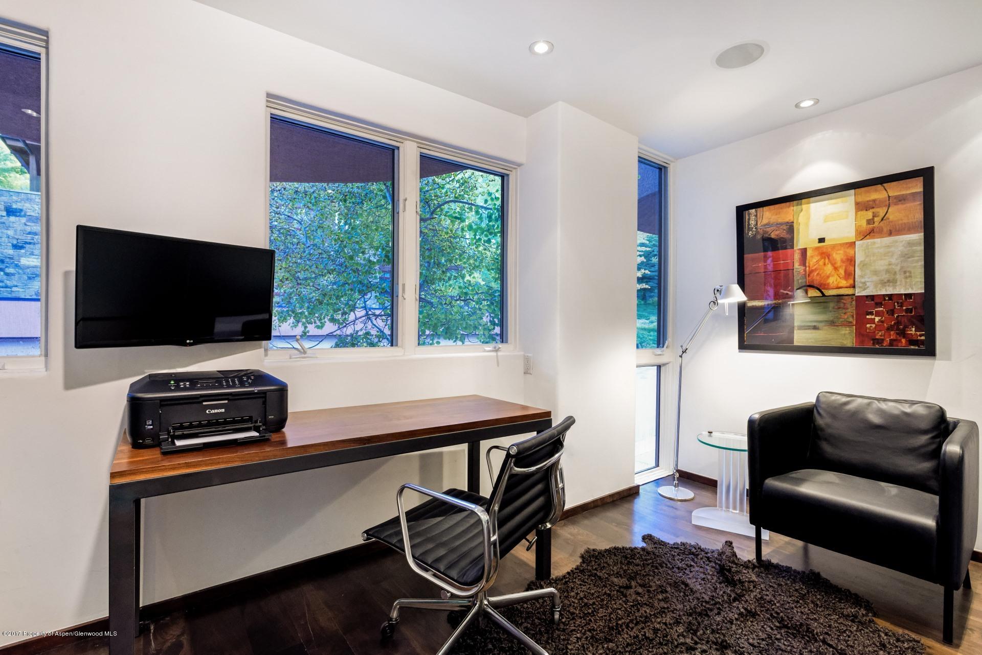 Aspen, Colorado 81611, United States, 3 Bedrooms Bedrooms, ,4 BathroomsBathrooms,Residential,Active,75567