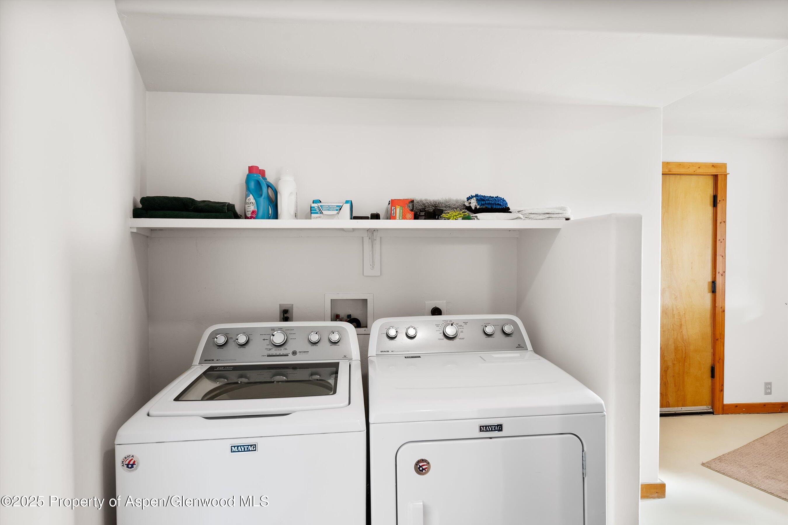 Snowmass, Colorado 81654, United States, 4 Bedrooms Bedrooms, ,4 BathroomsBathrooms,Residential,Active,226355