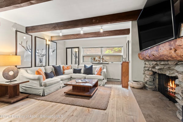 914 WATERS AVE APT 19, ASPEN, CO 81611 - Image ff028f7c7b02ee7eabd61c4c76b61e32/1324329968
