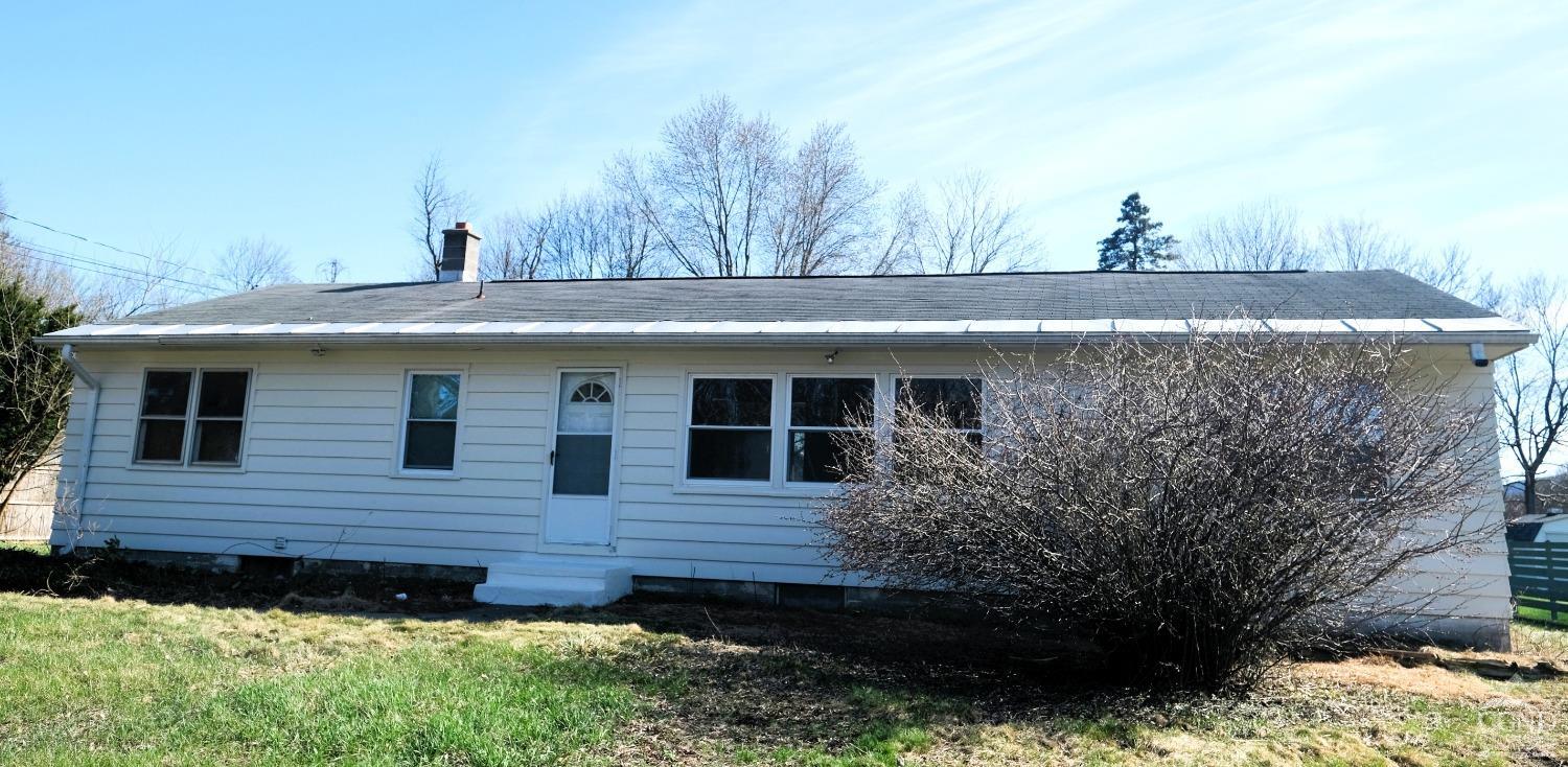 6 Carla Terrace, Pine Plains, New York image 1