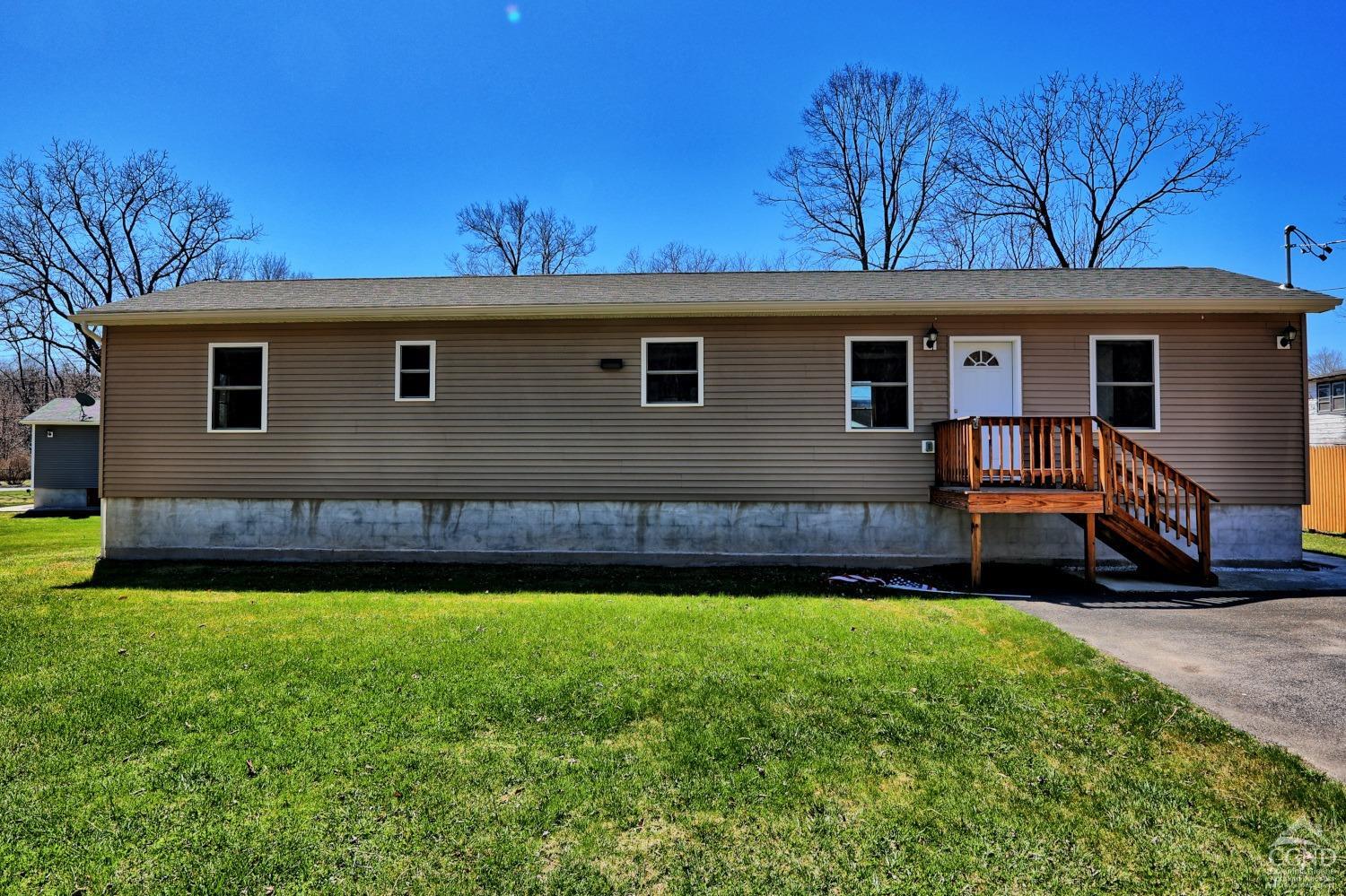 7699 Route 81, Durham, New York - 2 Bedrooms  
1 Bathrooms  
5 Rooms - 