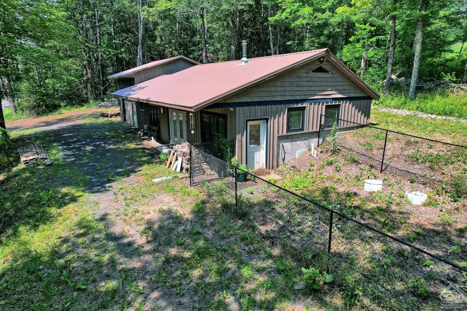 195 Gulf Rd Extension, Rensselaerville, New York image 9