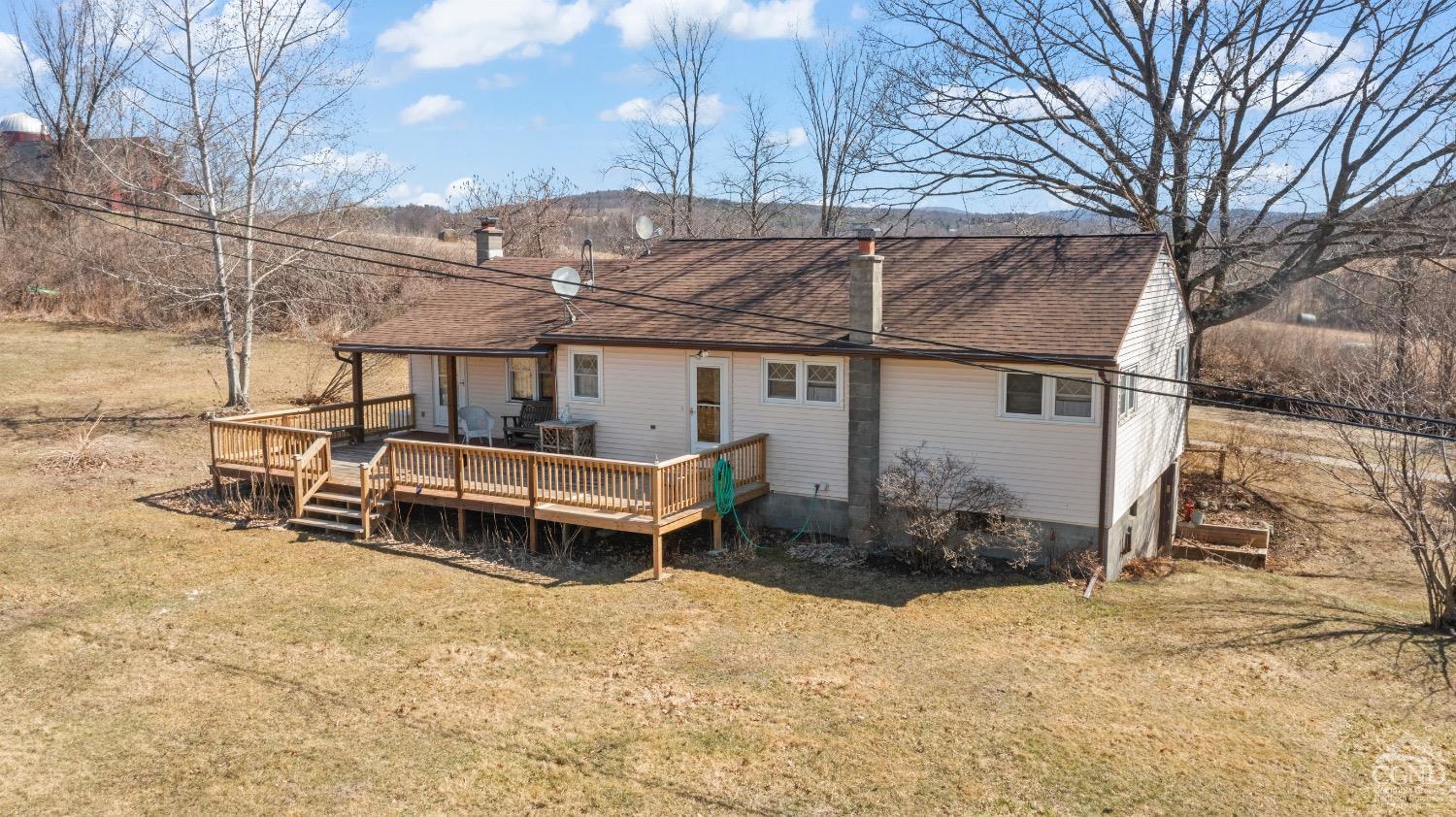 401 S Bushnell Road, Chatham, New York image 15