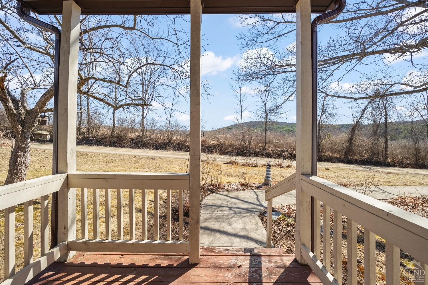 401 S Bushnell Road, Chatham, New York image 4