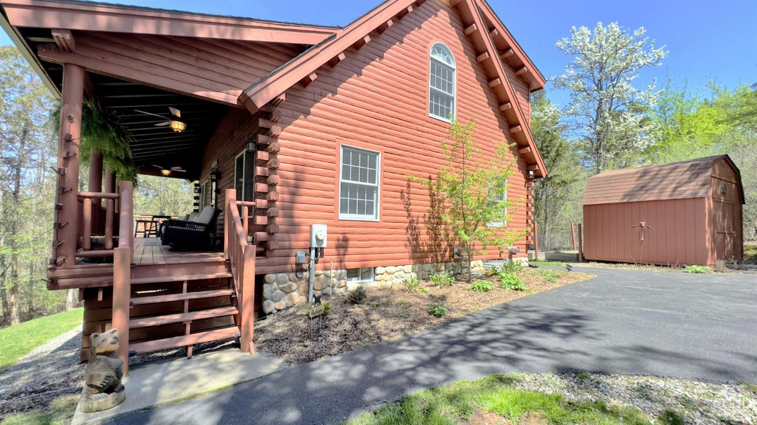 56 Blue And Purple Court, Athens, New York image 1
