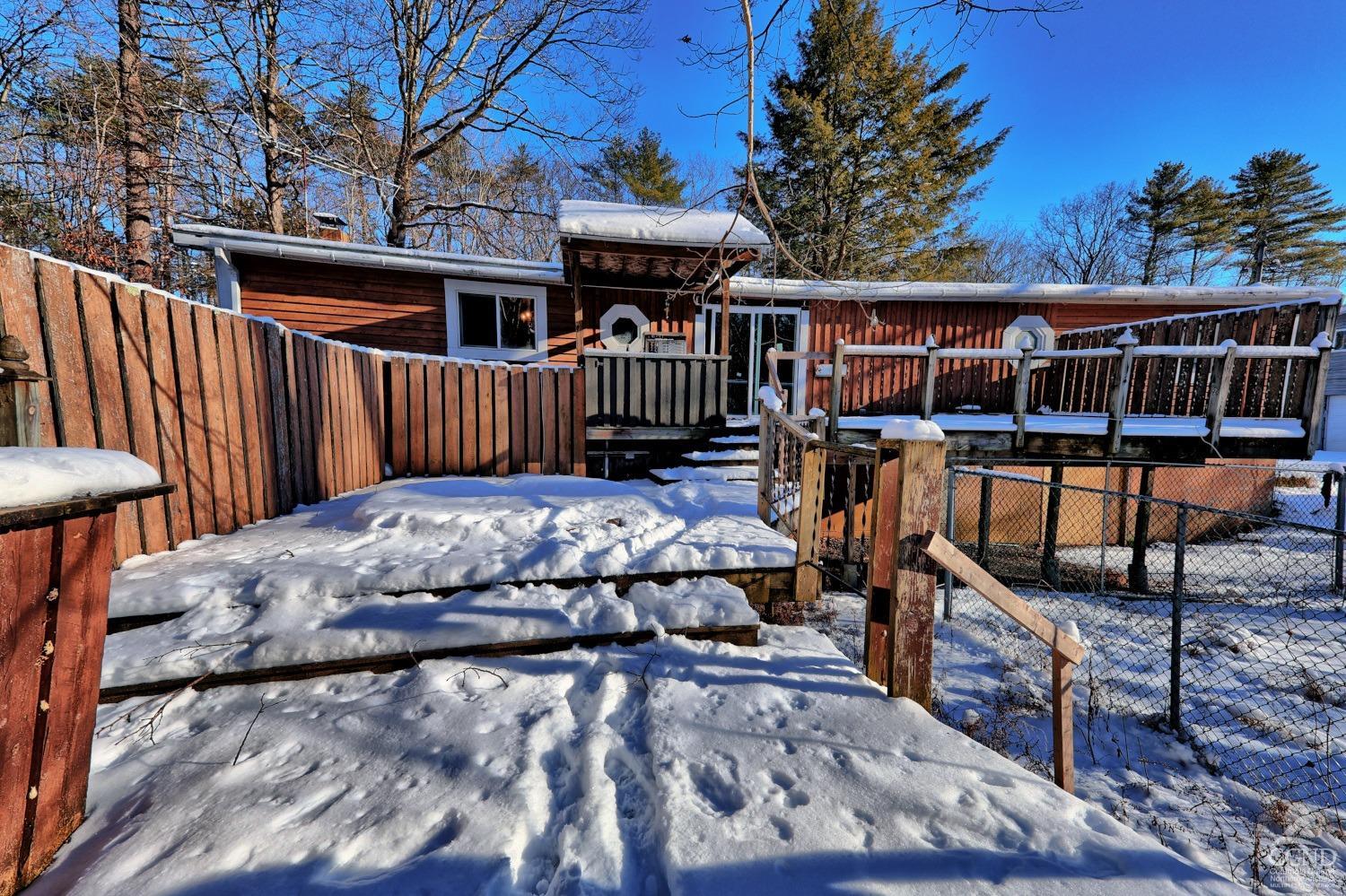 221 S Jarvis Road, Coeymans, New York image 38