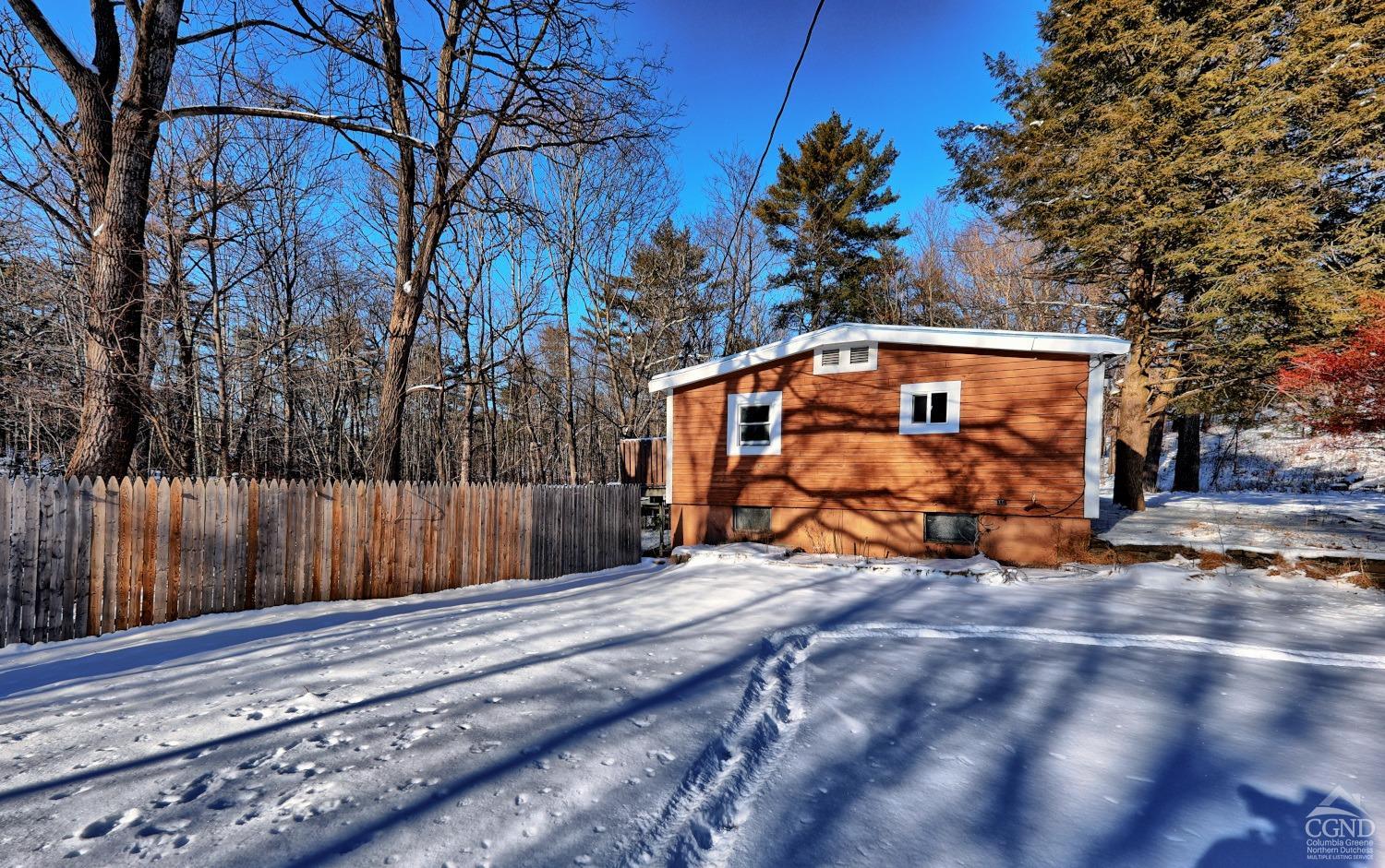221 S Jarvis Road, Coeymans, New York image 9