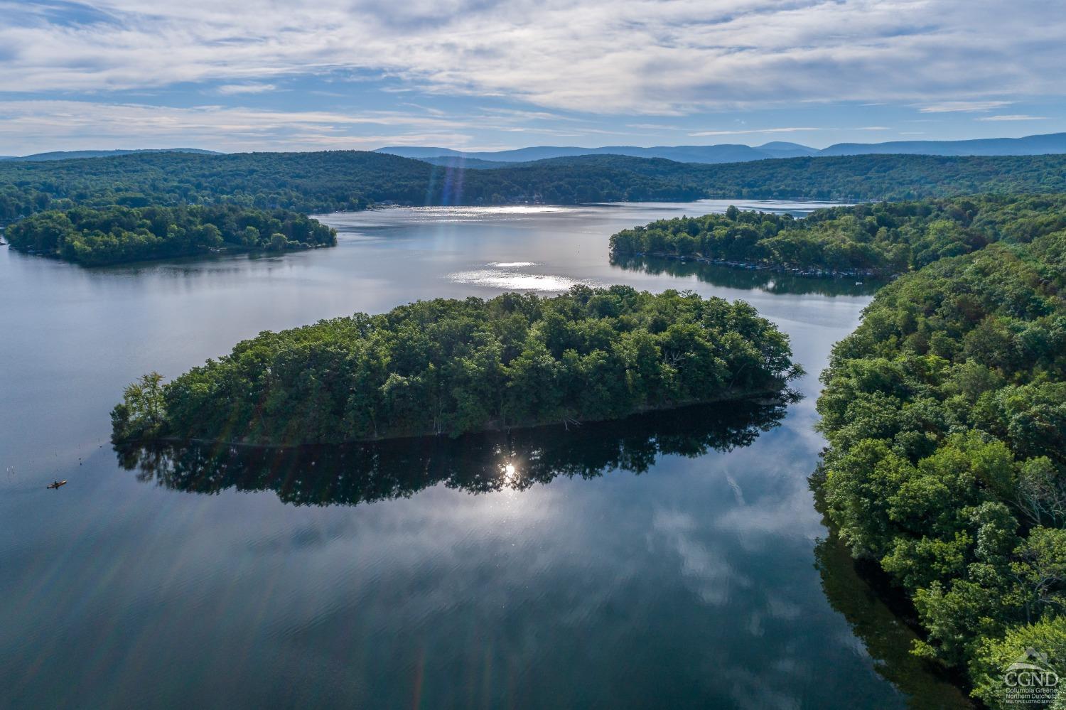 250 A Island Dr Dr, Craryville, New York image 13