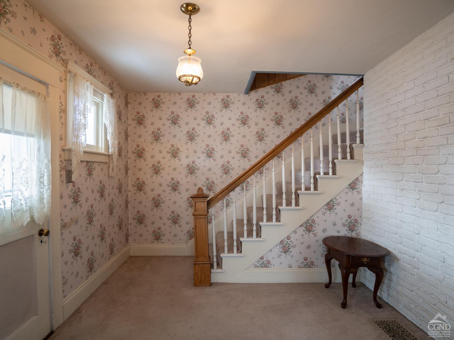 16 Oakwood Boulevard, Hudson, New York image 10