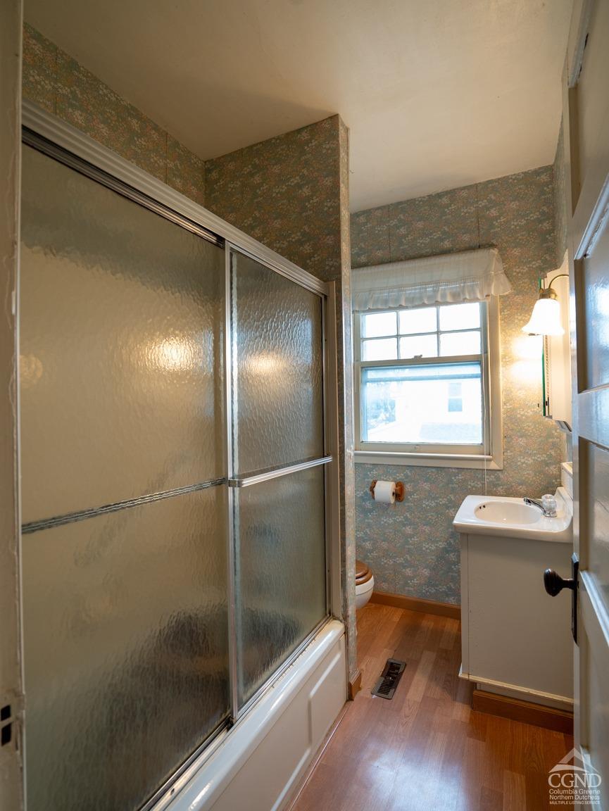 16 Oakwood Boulevard, Hudson, New York image 14