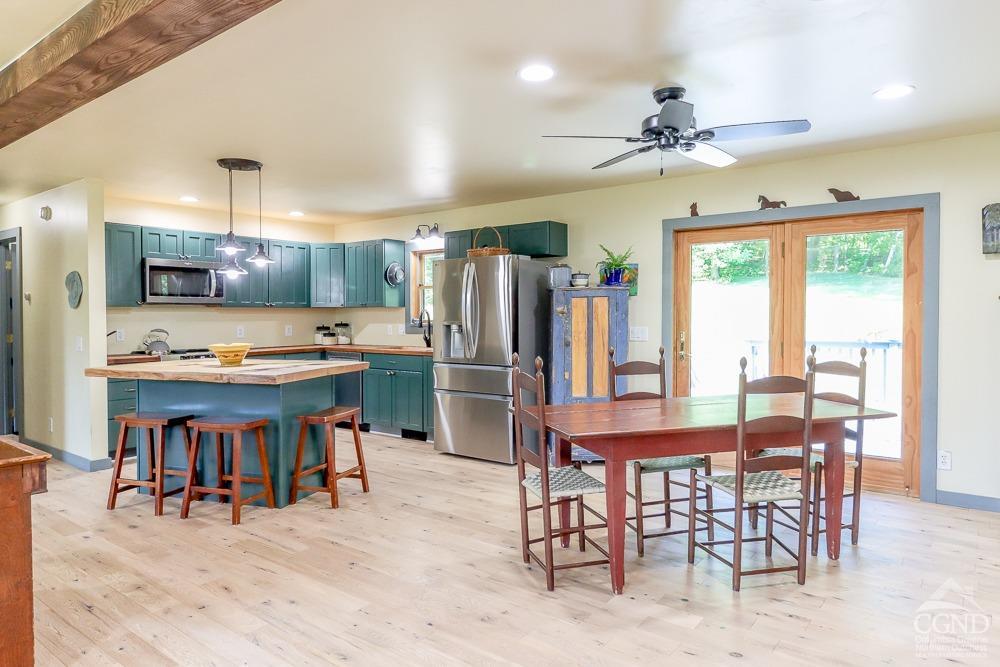 44 S Spring Hill Lane, Ghent, Texas image 5