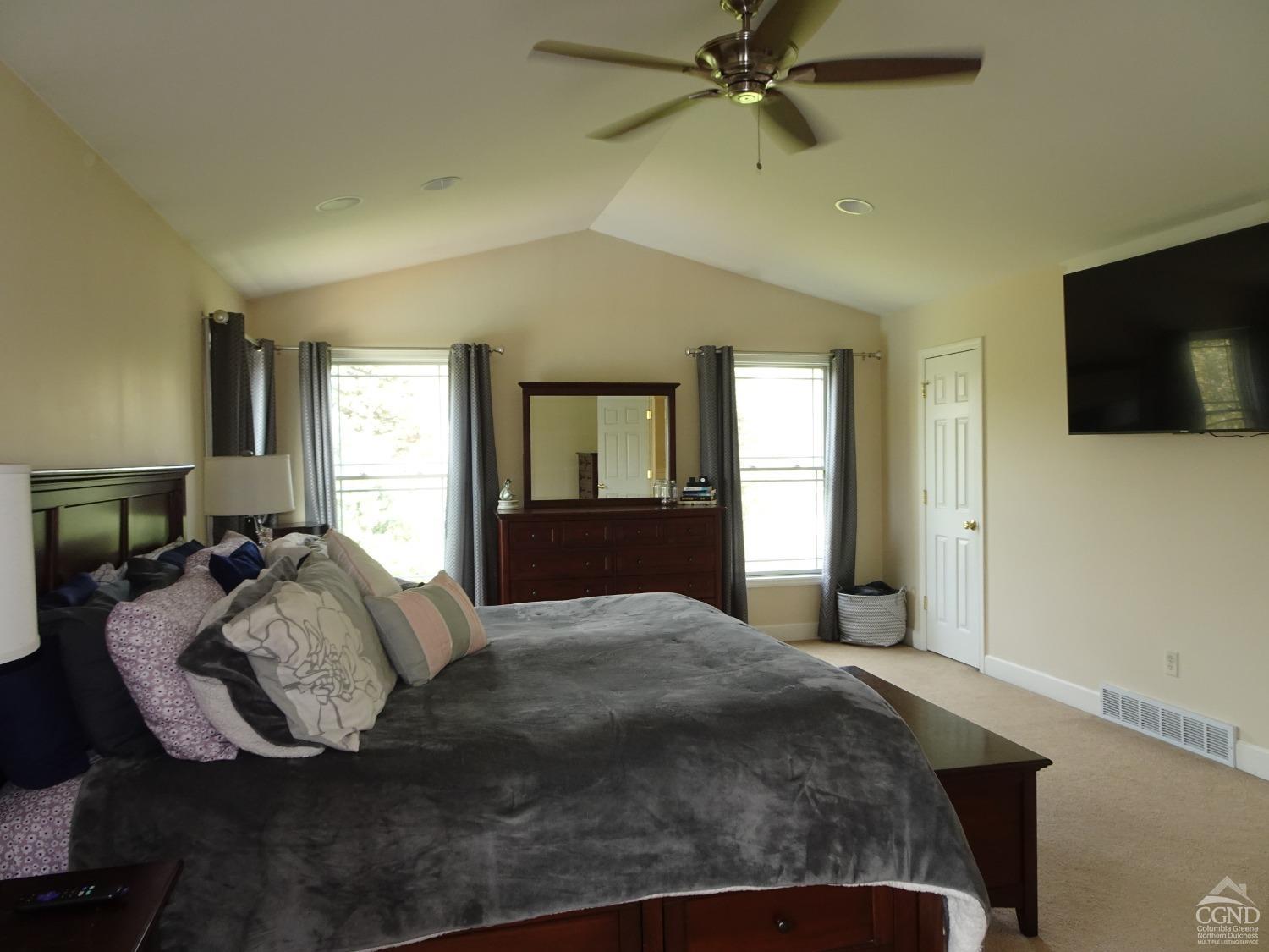 6 Presidential Drive Dr, Kinderhook, New York image 36
