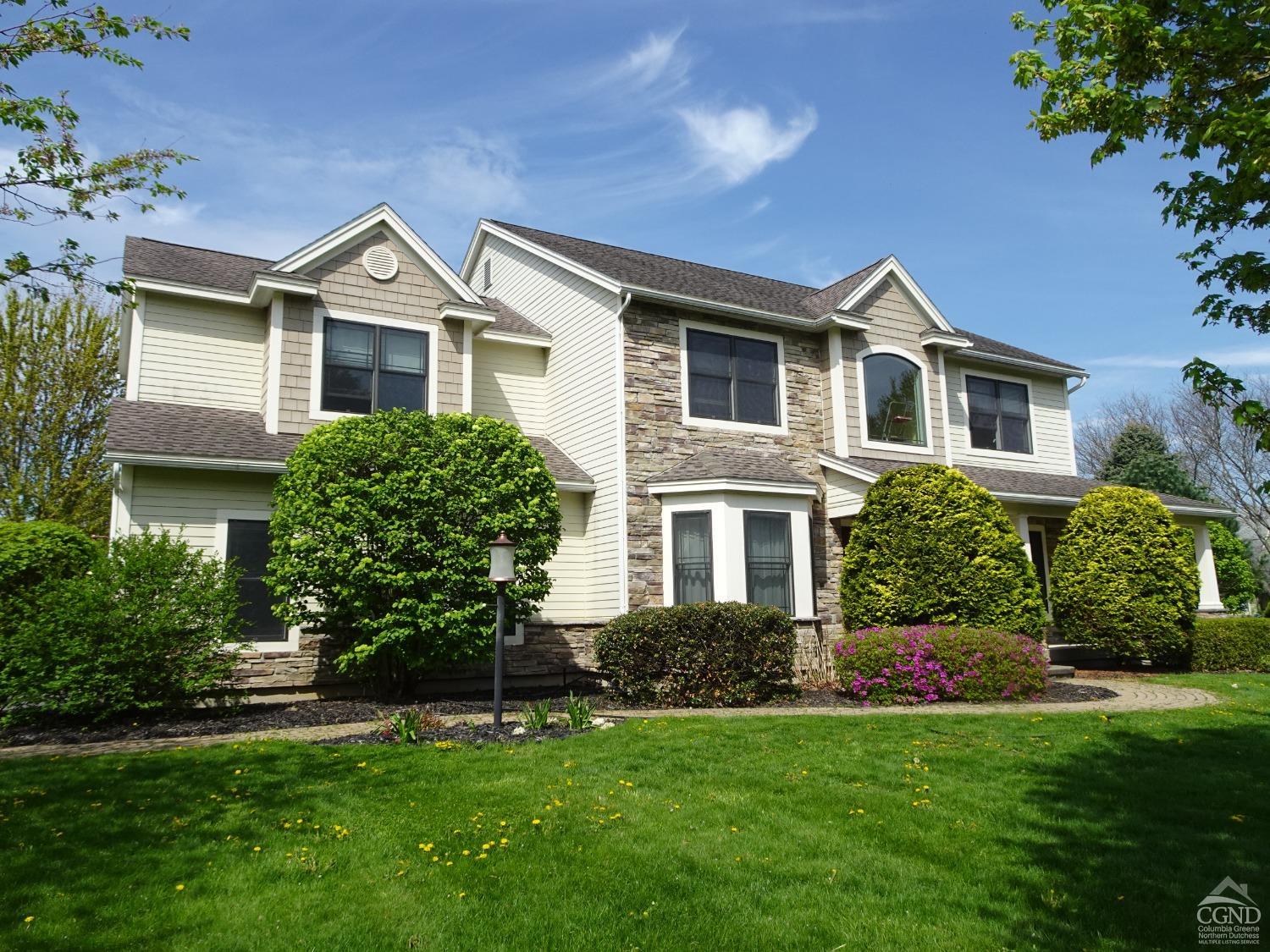 Property for Sale at 6 Presidential Drive Dr, Kinderhook, New York - Bedrooms: 4 
Bathrooms: 3.5 
Rooms: 12  - $799,900