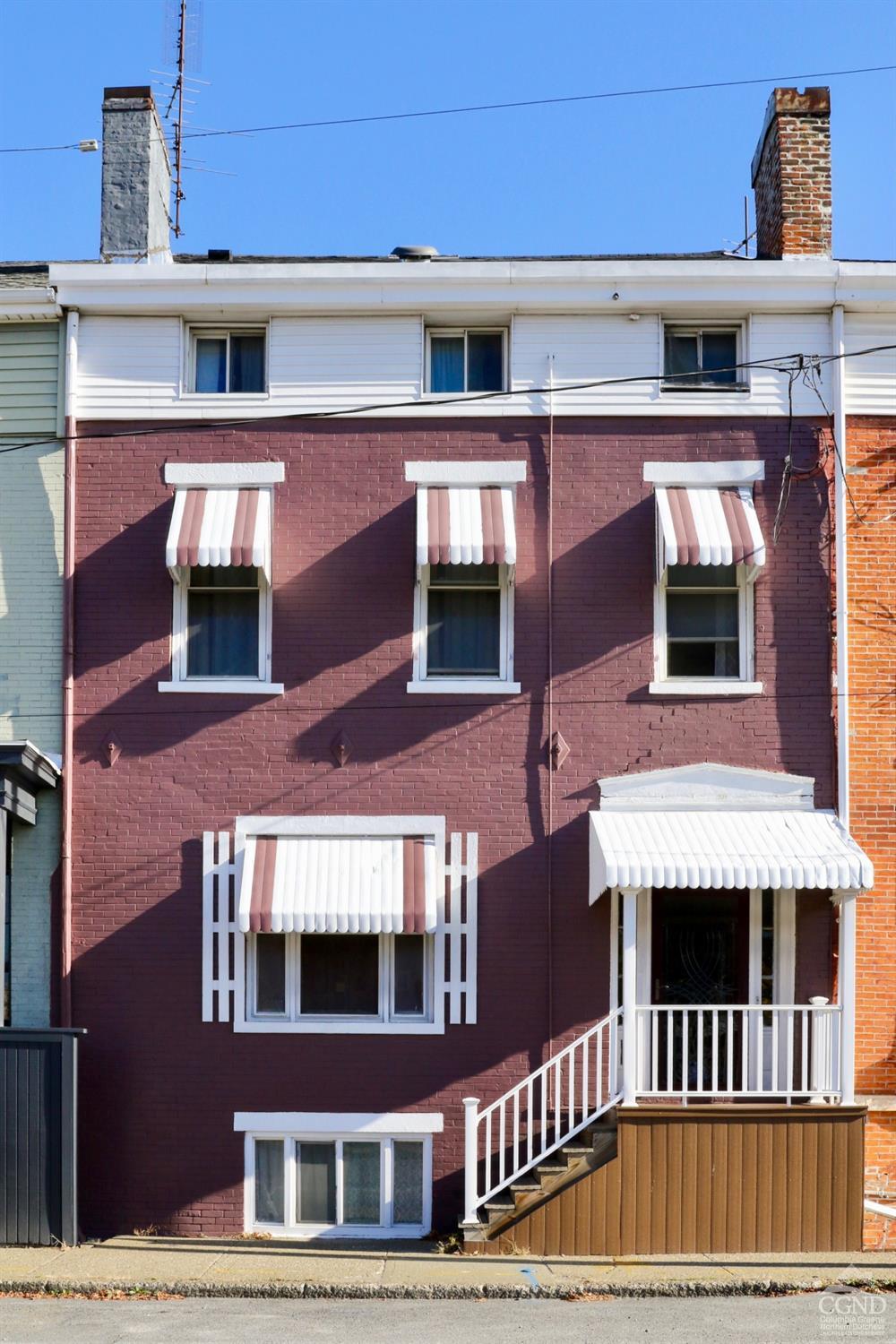 604 Columbia St, Hudson, New York image 2