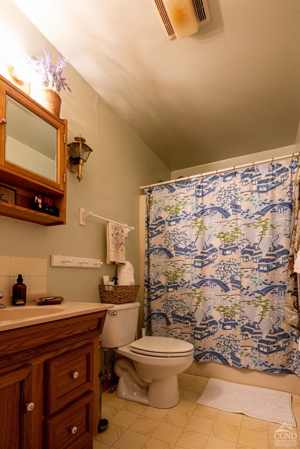 11 Otty Drive, Hudson, New York image 22