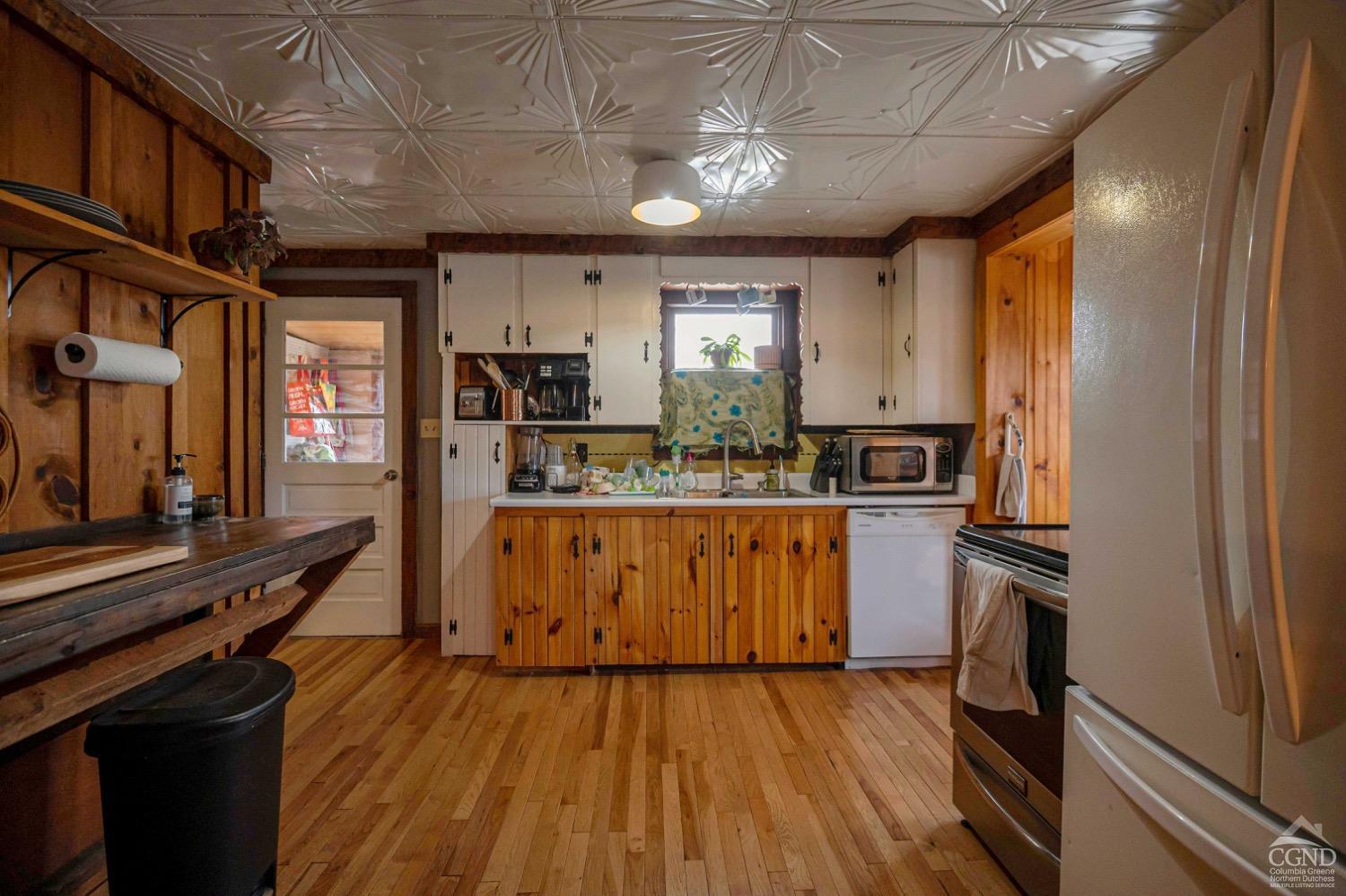 11 Otty Drive, Hudson, New York image 13