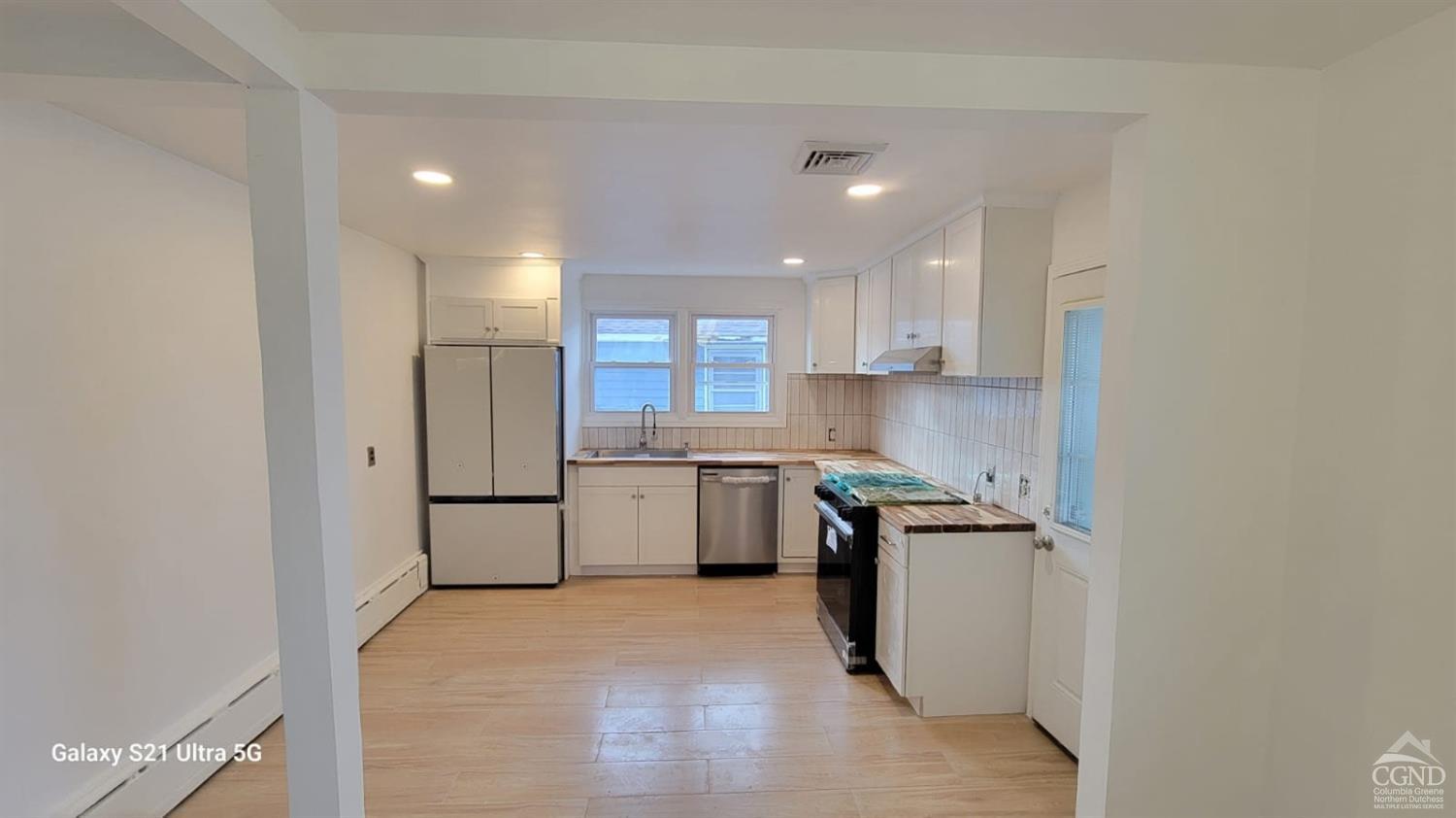22 S Virginia Avenue, Hudson, New York image 5