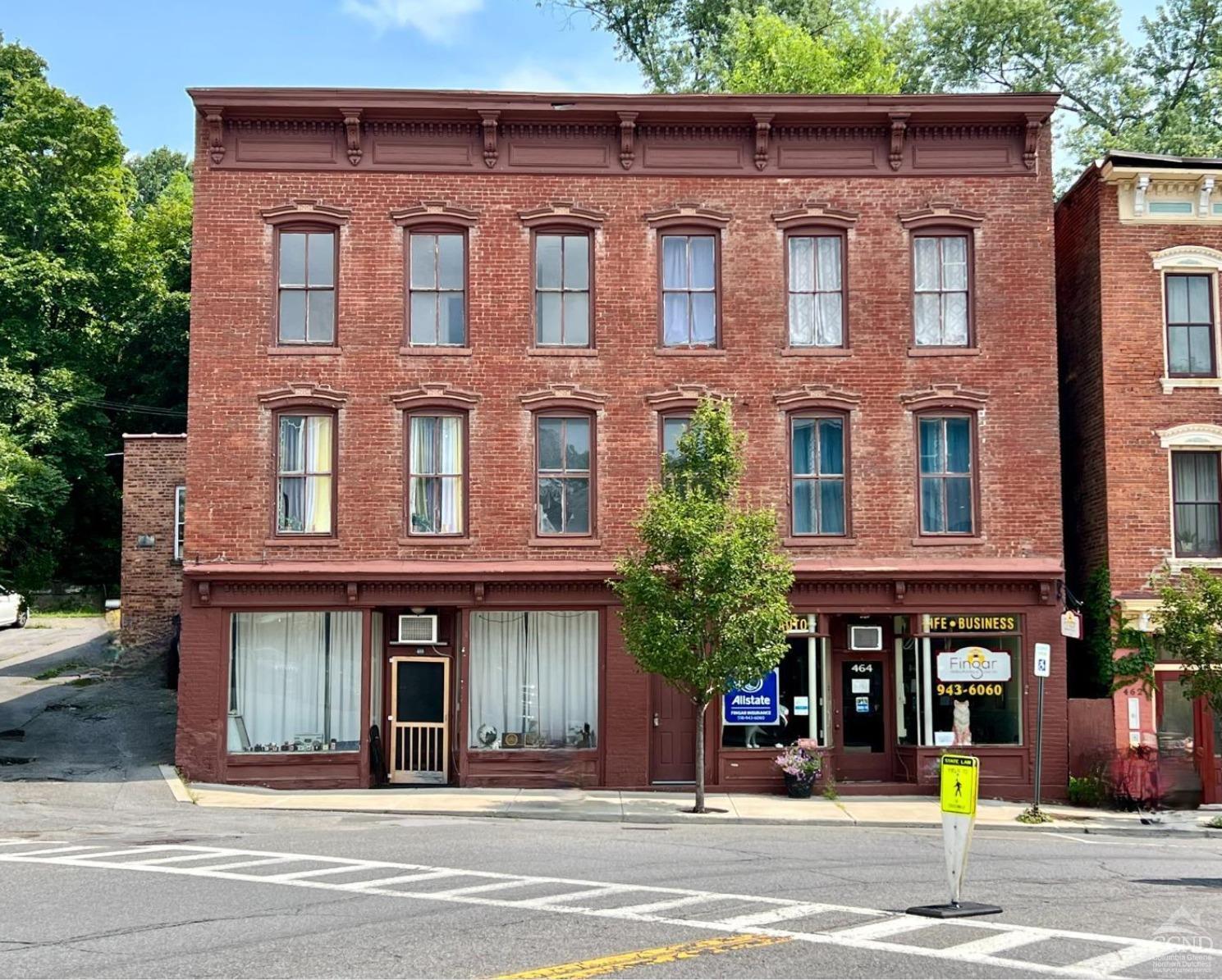 Rental Property at 466 Main Street, Catskill, New York - Bedrooms: 3 
Bathrooms: 1 
Rooms: 6  - $2,000 MO.