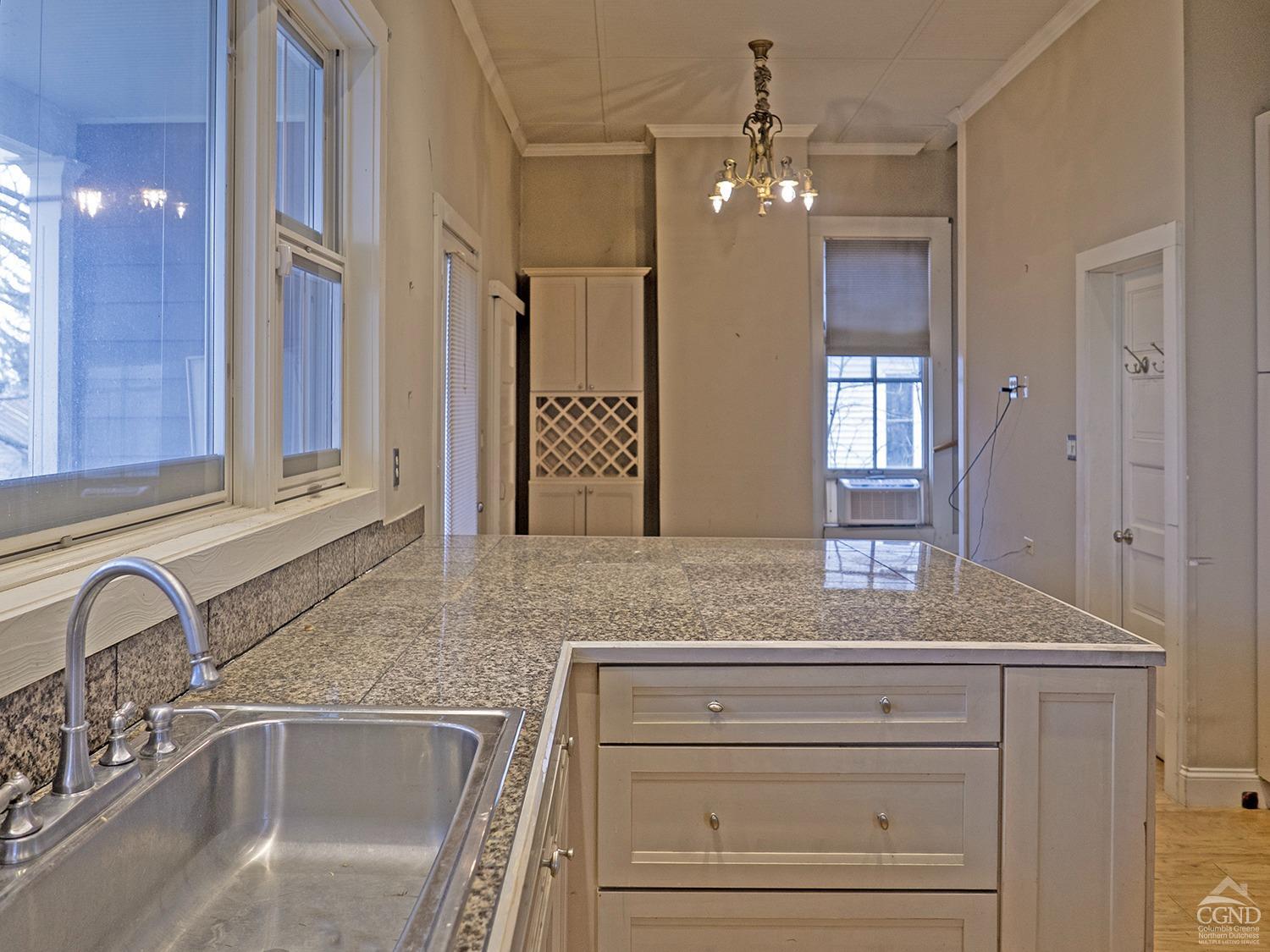 517 519 Washington Street, Hudson, New York image 12