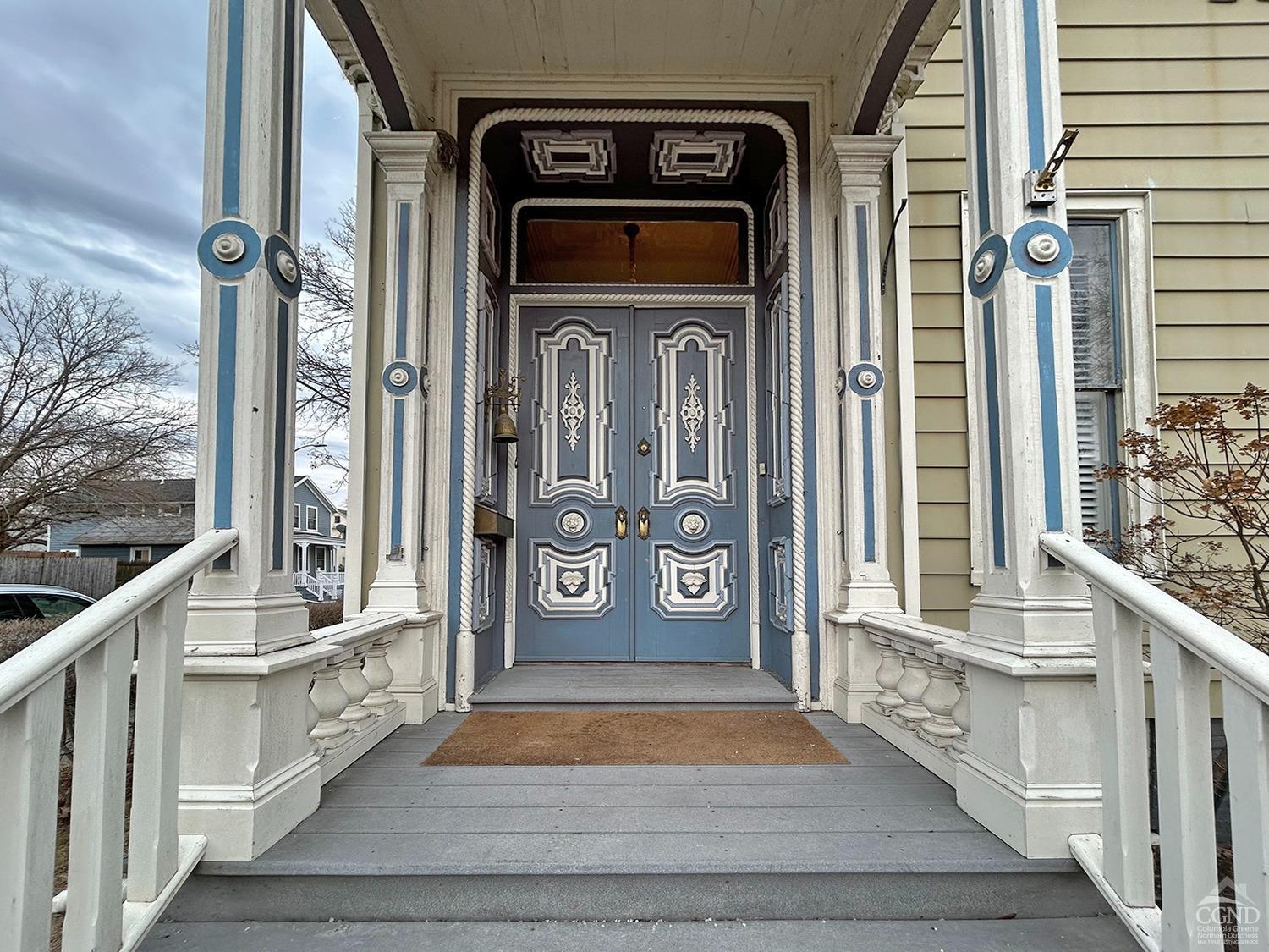 517 519 Washington Street, Hudson, New York image 3