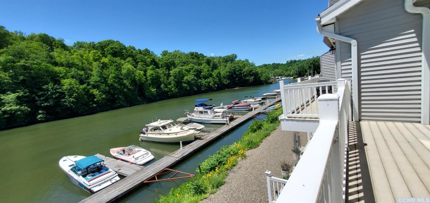 Rental Property at 23 Marina Drive, Catskill, New York - Bedrooms: 3 
Bathrooms: 3 
Rooms: 6  - $3,500 MO.