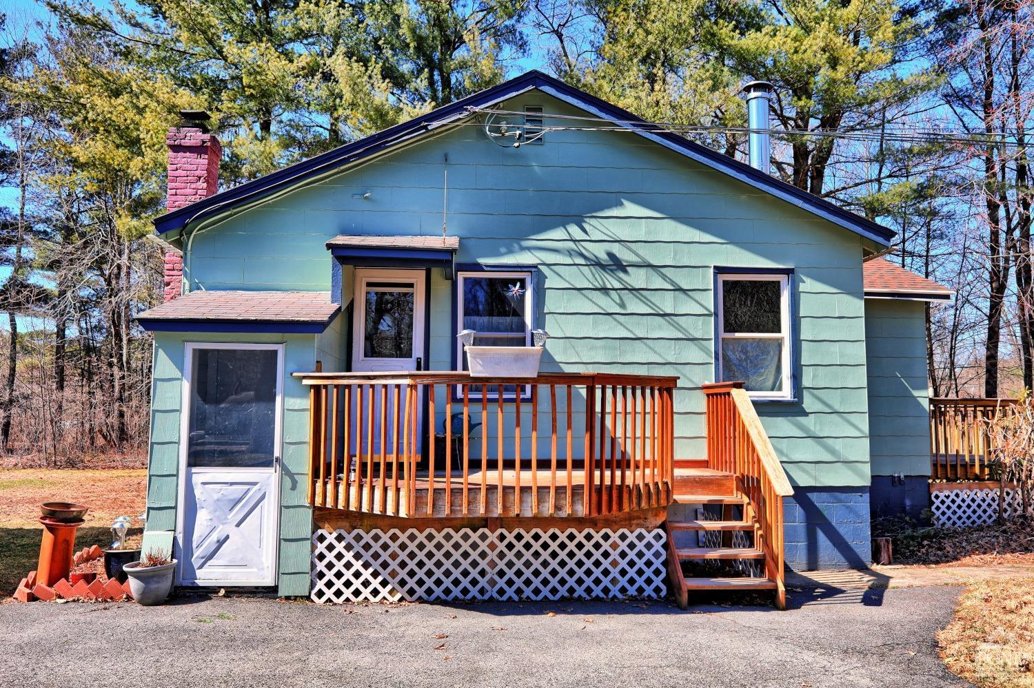 645 Vernal Butler Rd, Cairo, New York - 3 Bedrooms  
2 Bathrooms - 