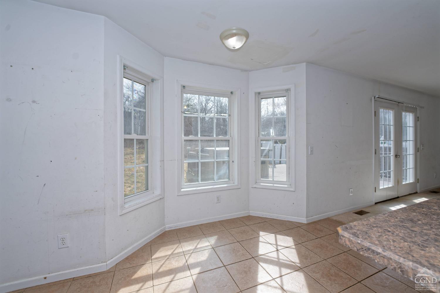 24 Laura Lane Ln, Ravena, New York image 13
