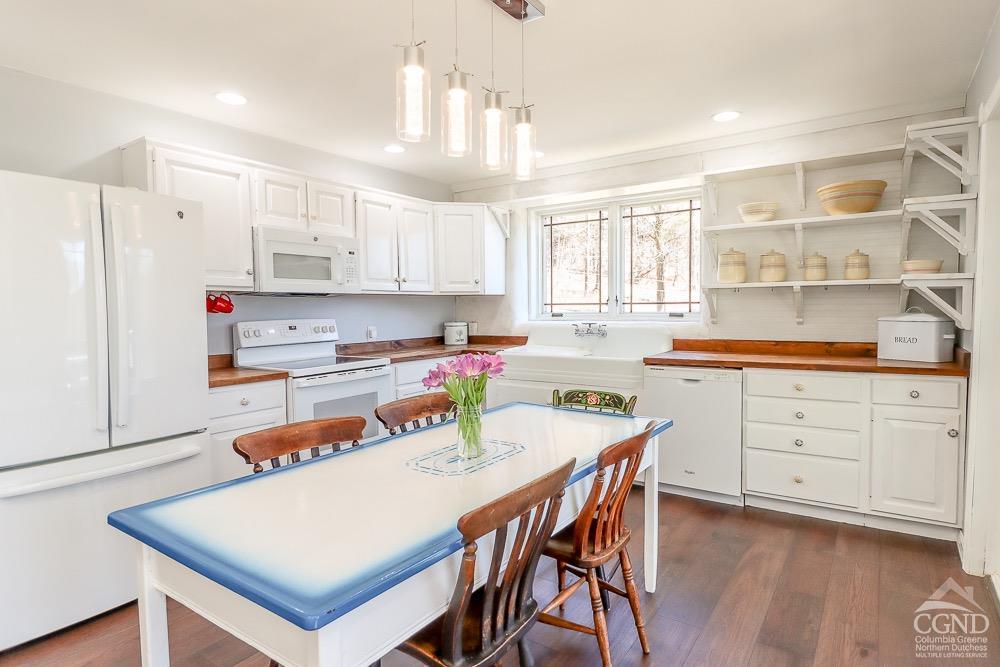 7 Spring Hill Lane, Ghent, New York image 13
