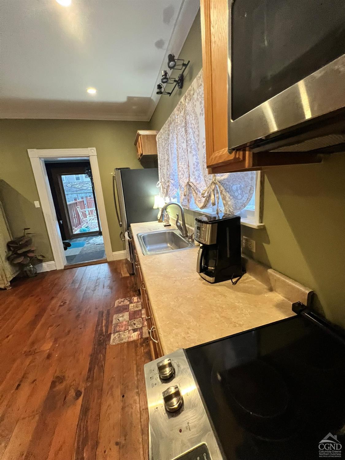 15 North Warren St, Athens, New York image 11