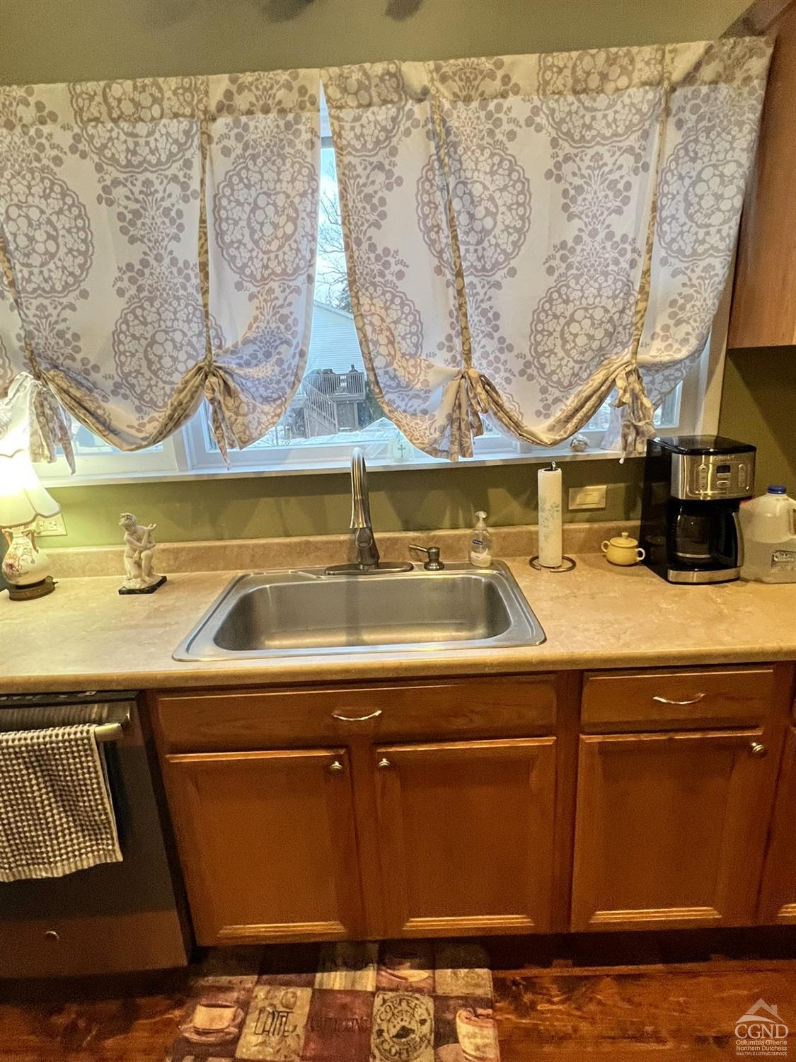 15 North Warren St, Athens, New York image 13