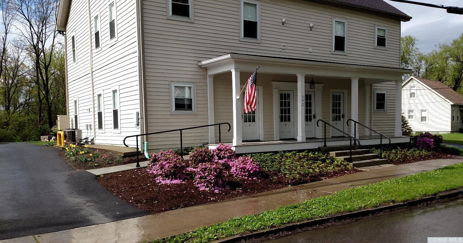 Rental Property at 292 Mansion Street, Coxsackie, New York - Bedrooms: 1 
Bathrooms: 1 
Rooms: 4  - $1,325 MO.