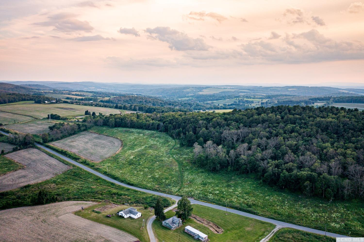 5 Homestead Farm Lane #15, Millerton, New York image 1