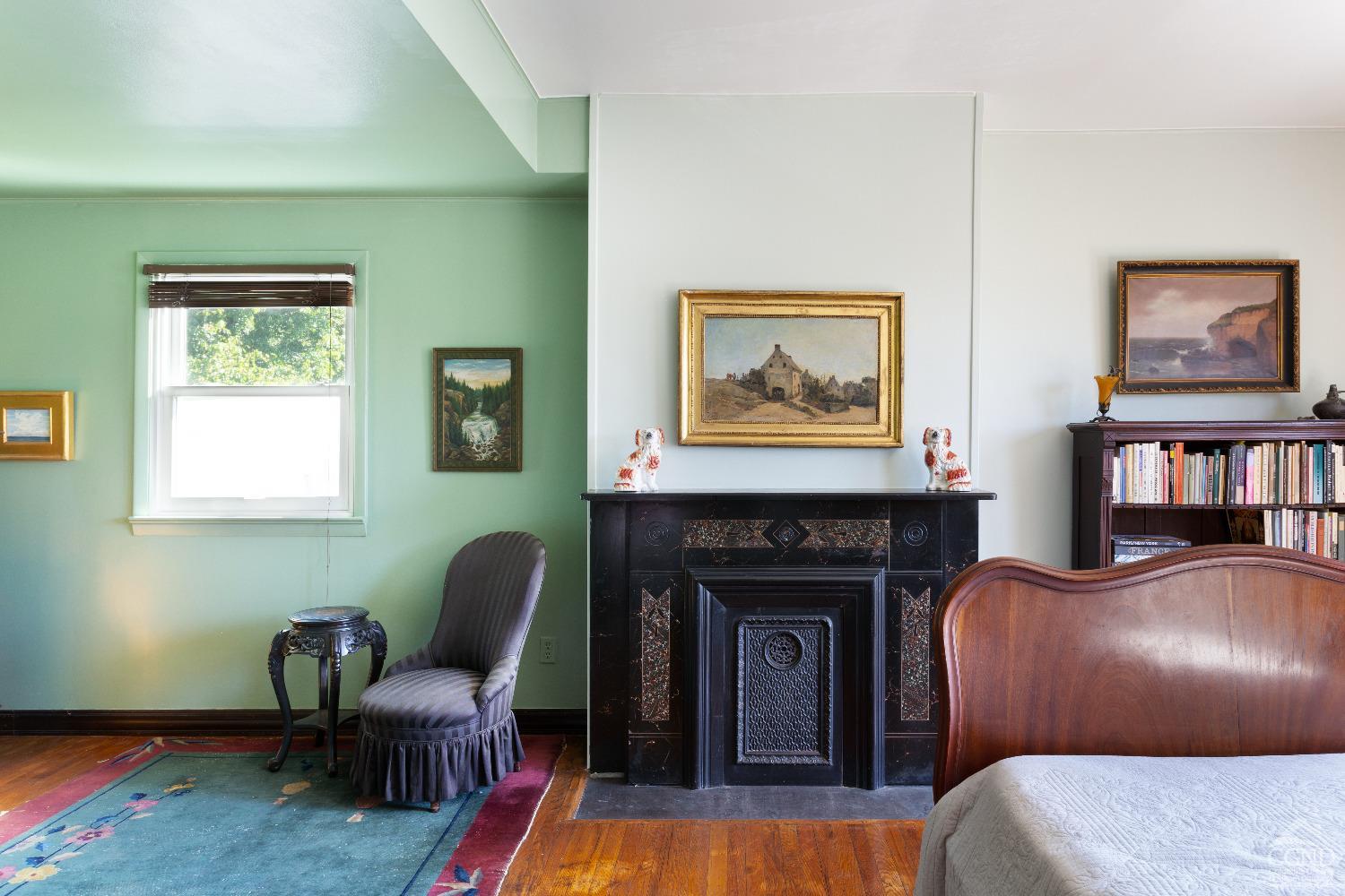 44 Worth Avenue, Hudson, New York image 22