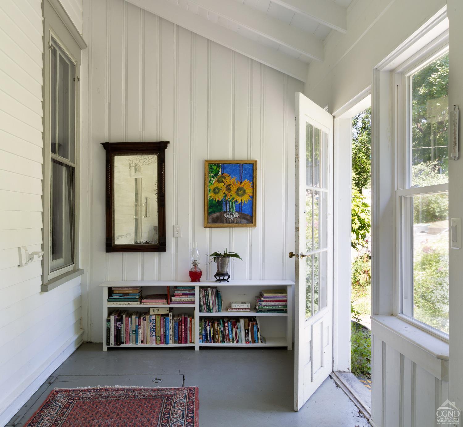 44 Worth Avenue, Hudson, New York image 9